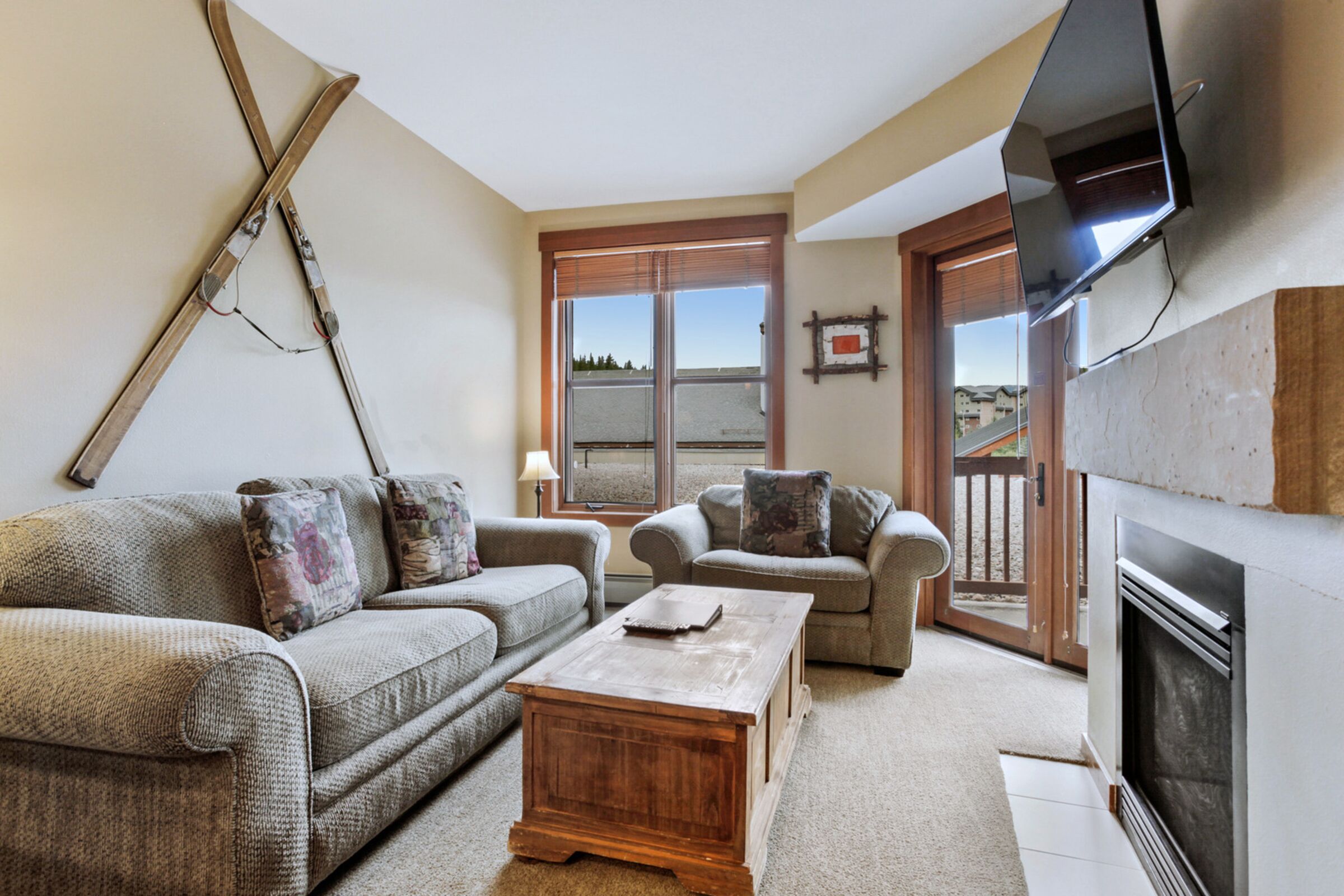 #315 - Living Room