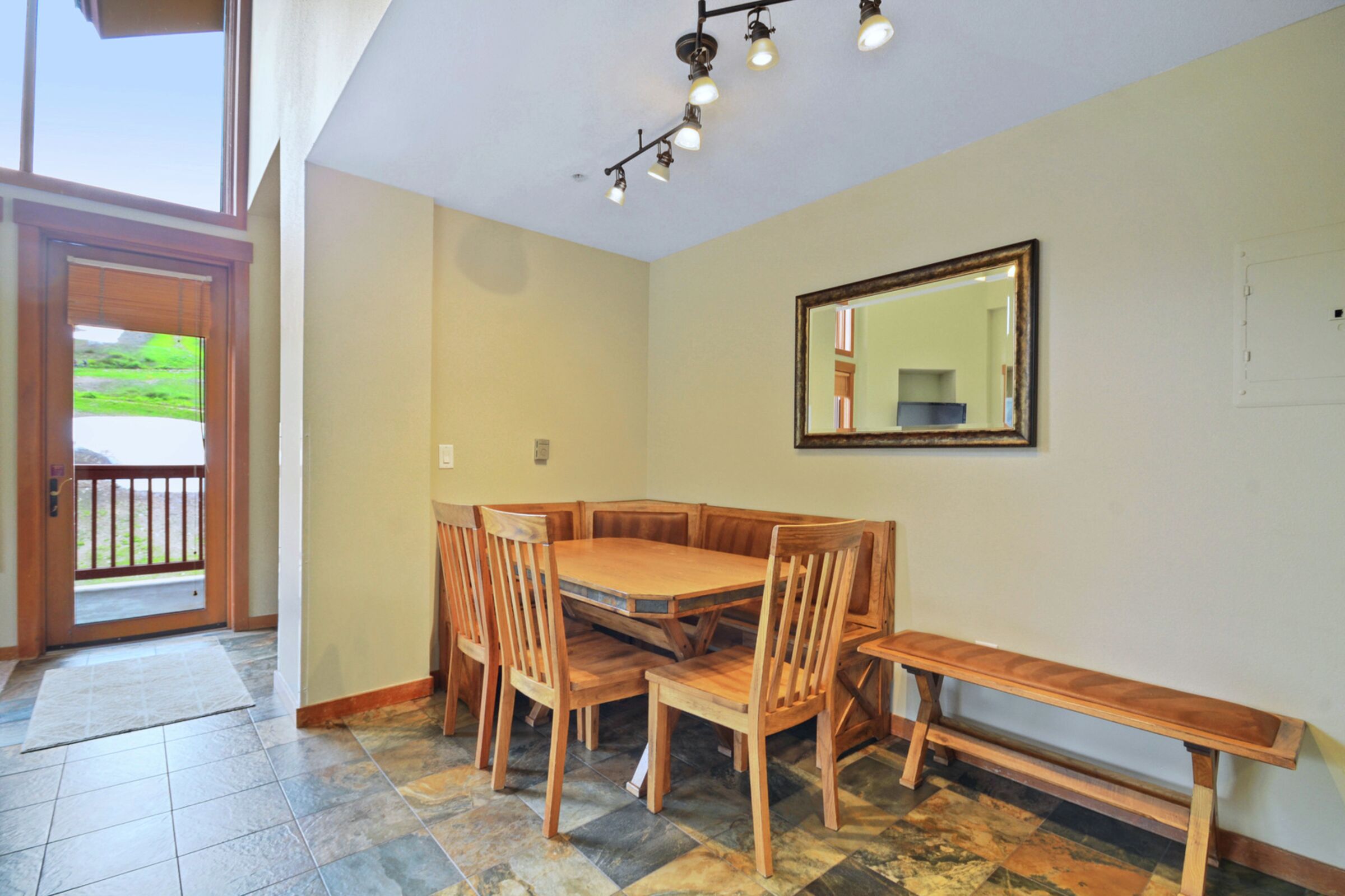 #421 - Dining Room