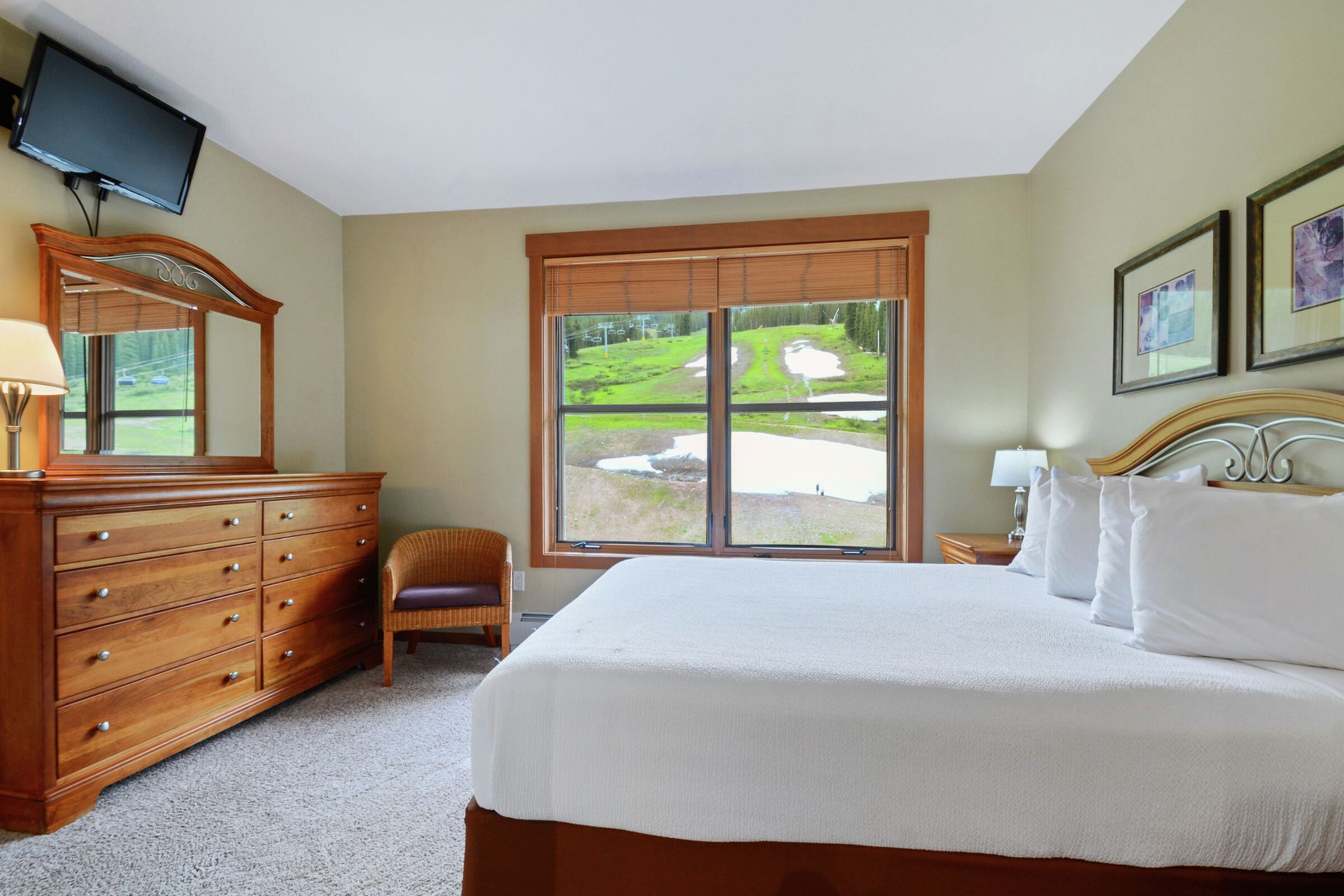#421 - Bedroom