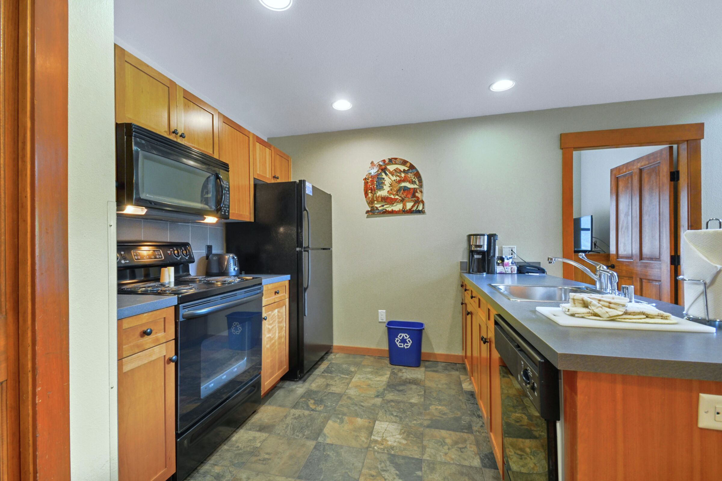 #421 - Kitchen