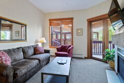 #211/211A - Living Room
