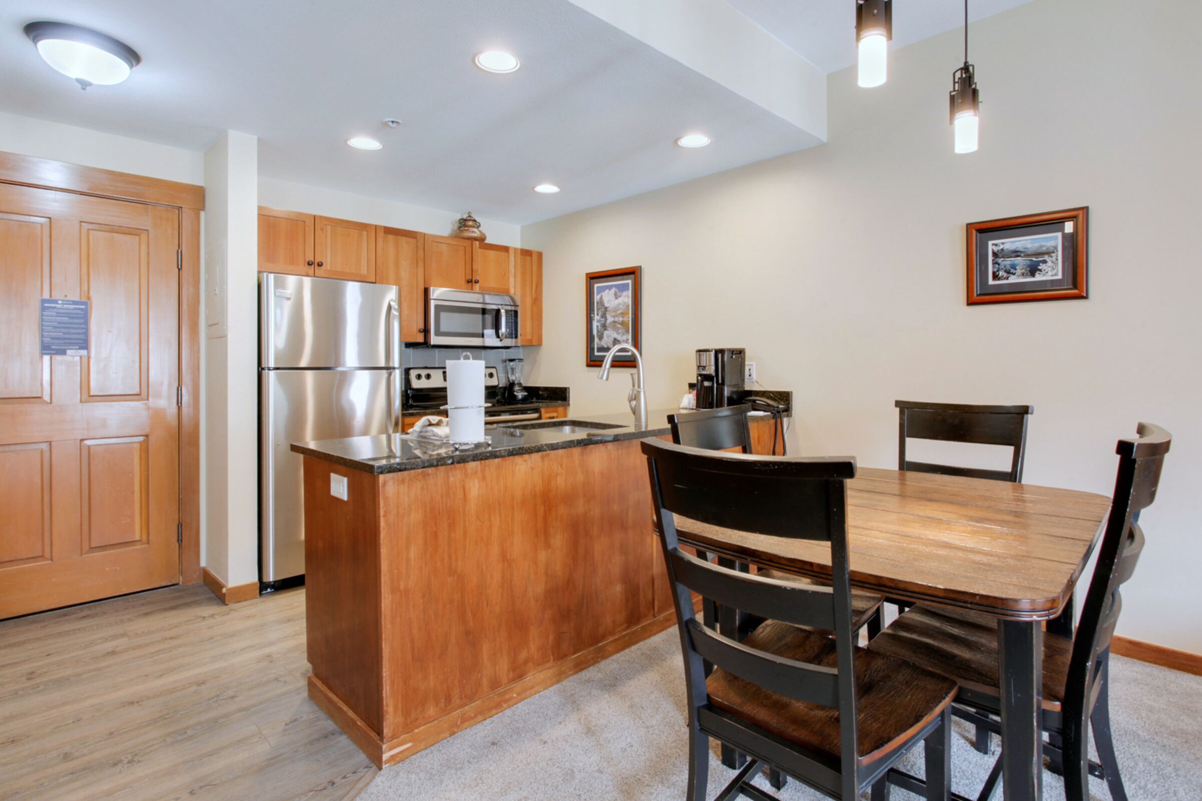 #304 - Kitchen
