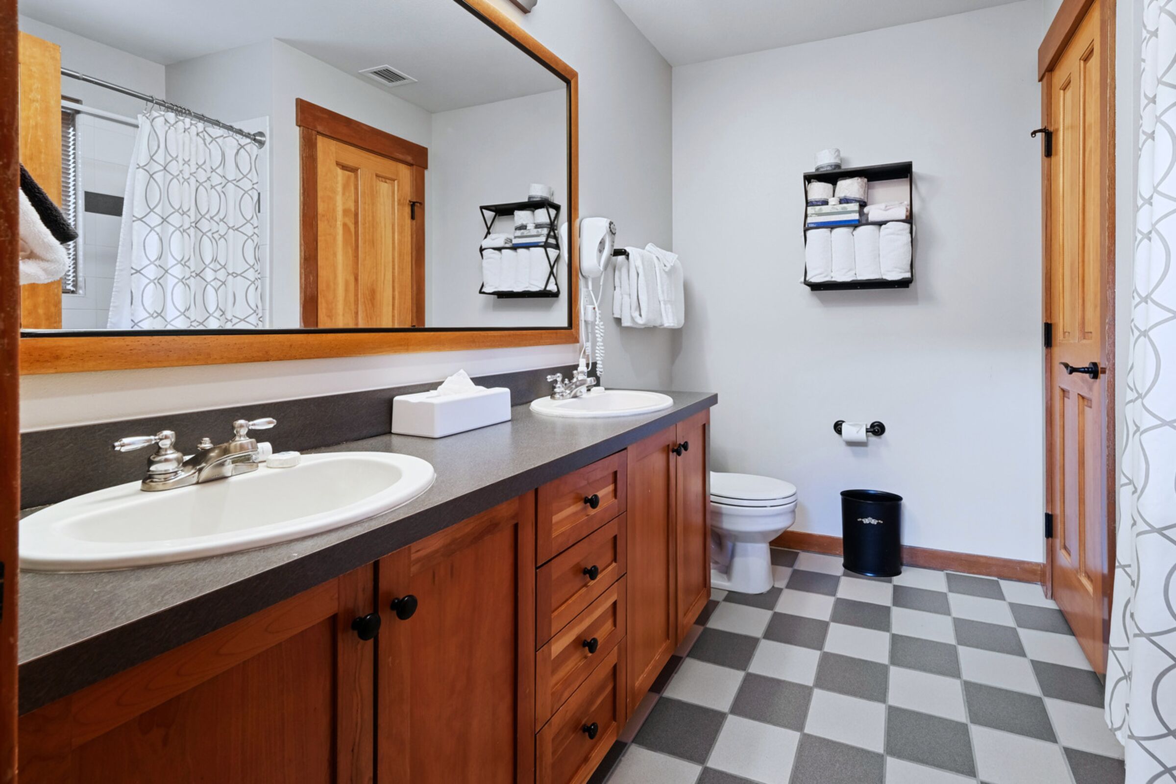 #308 - Bathroom