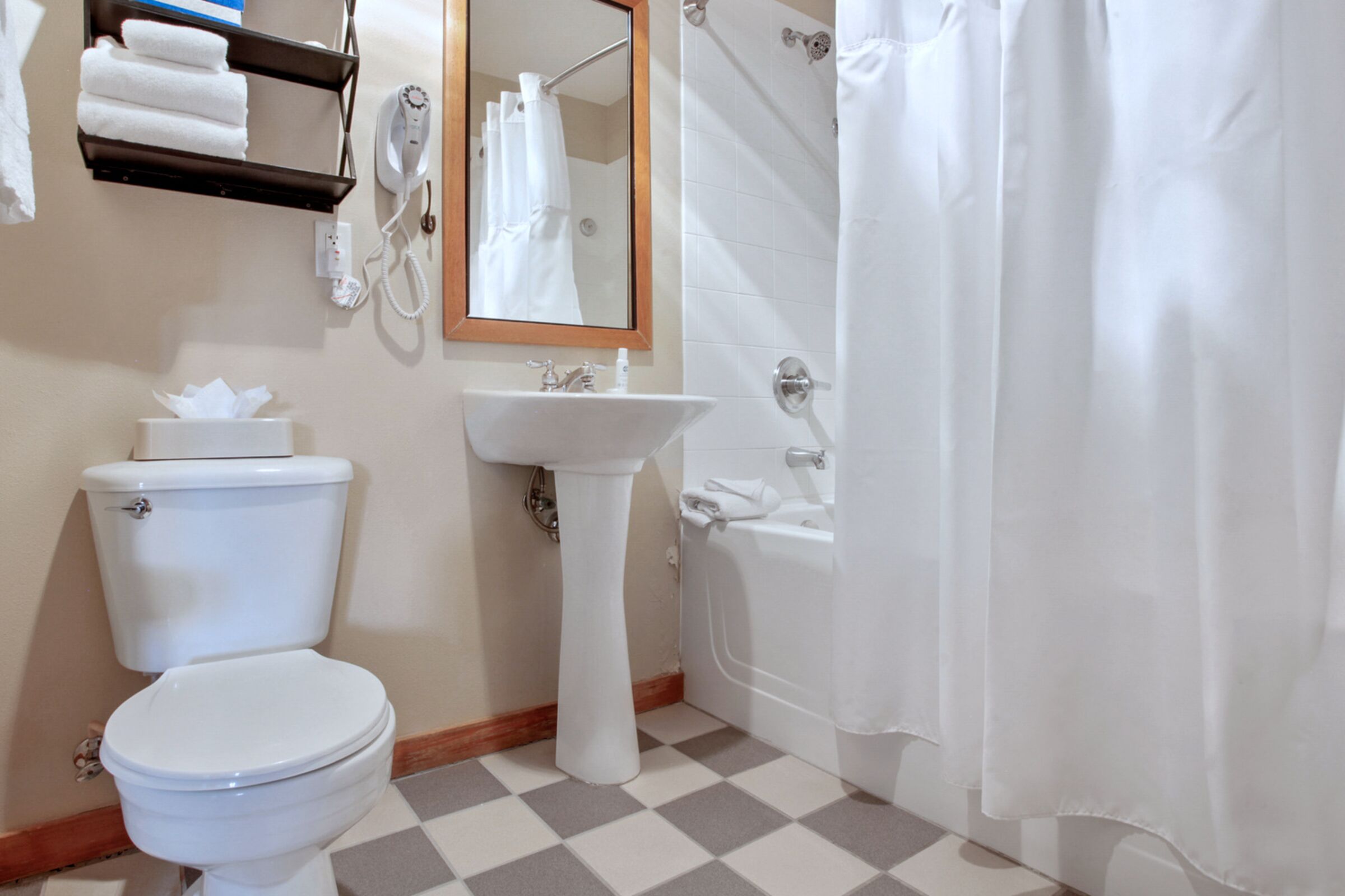 #410 - Bathroom