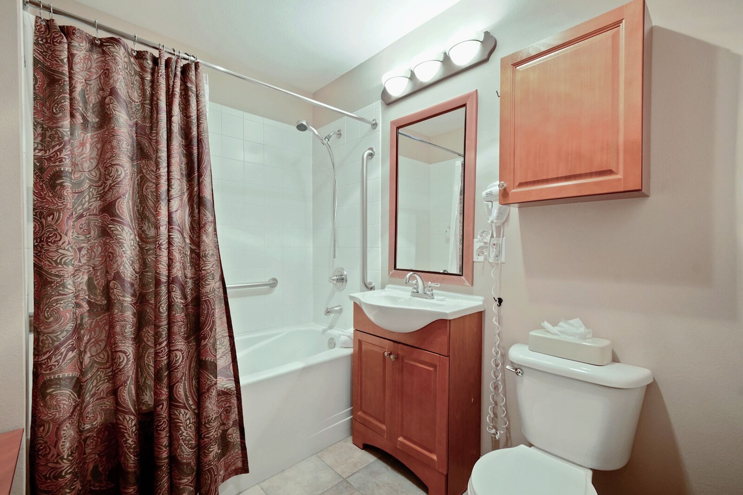 #423 - Bathroom
