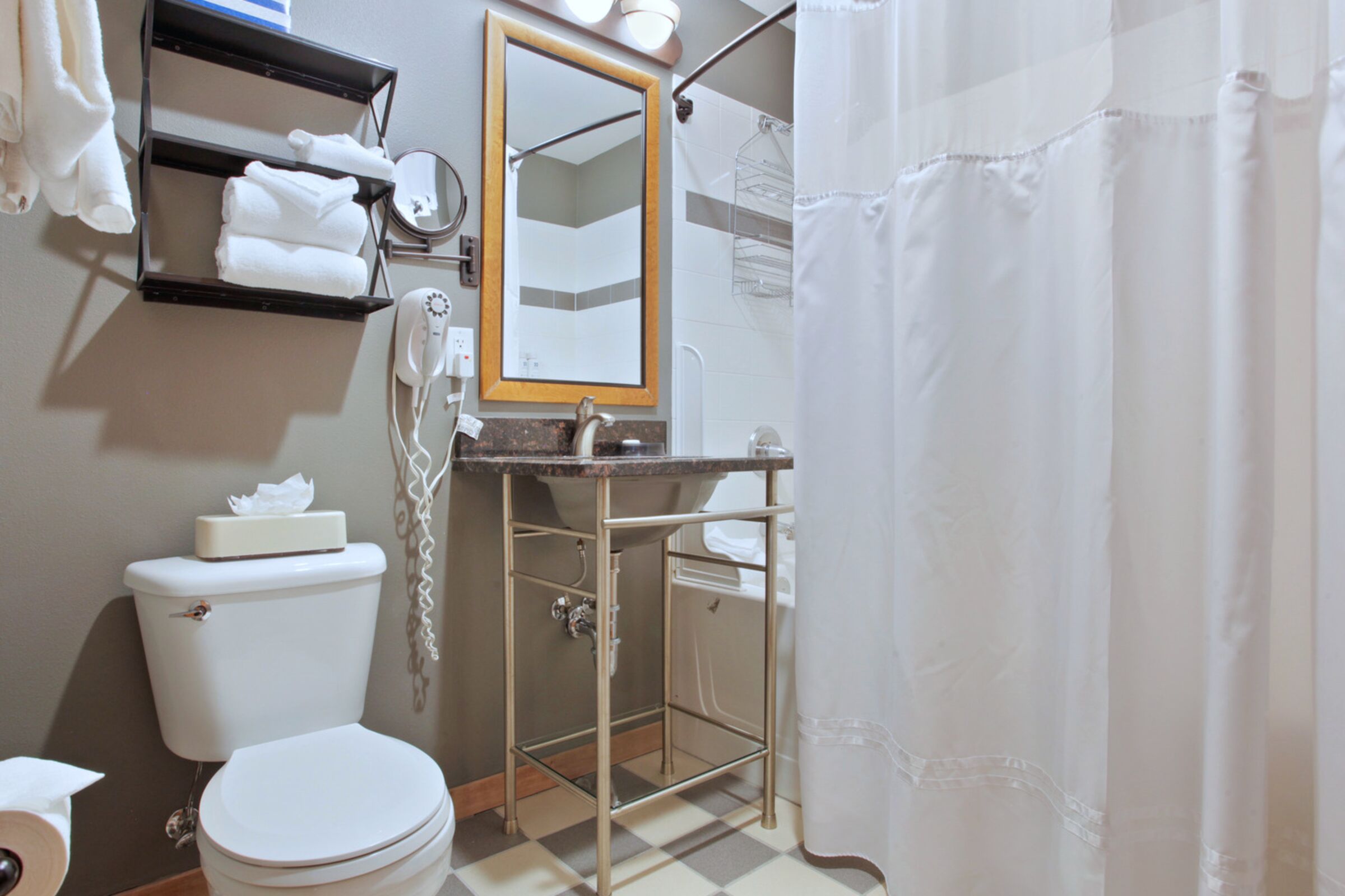 #503 - Bathroom