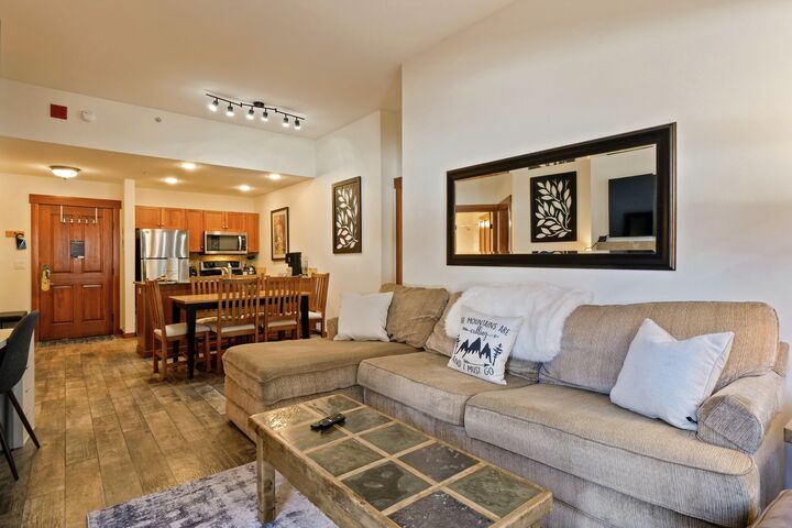 #206 - Living Area & Dining Area