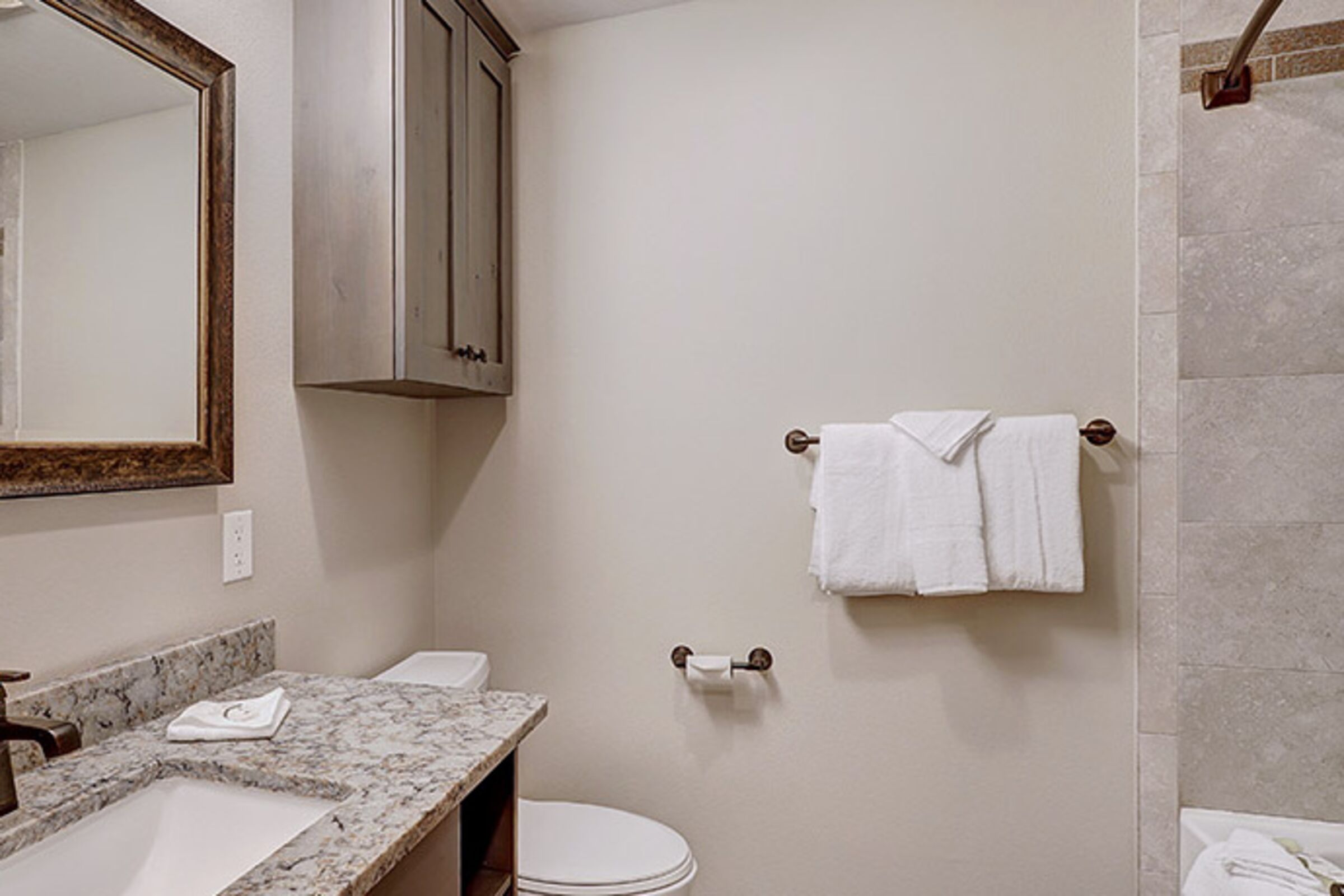 Copper One Lodge Ski Lodging - Copper One Lodge Reservations