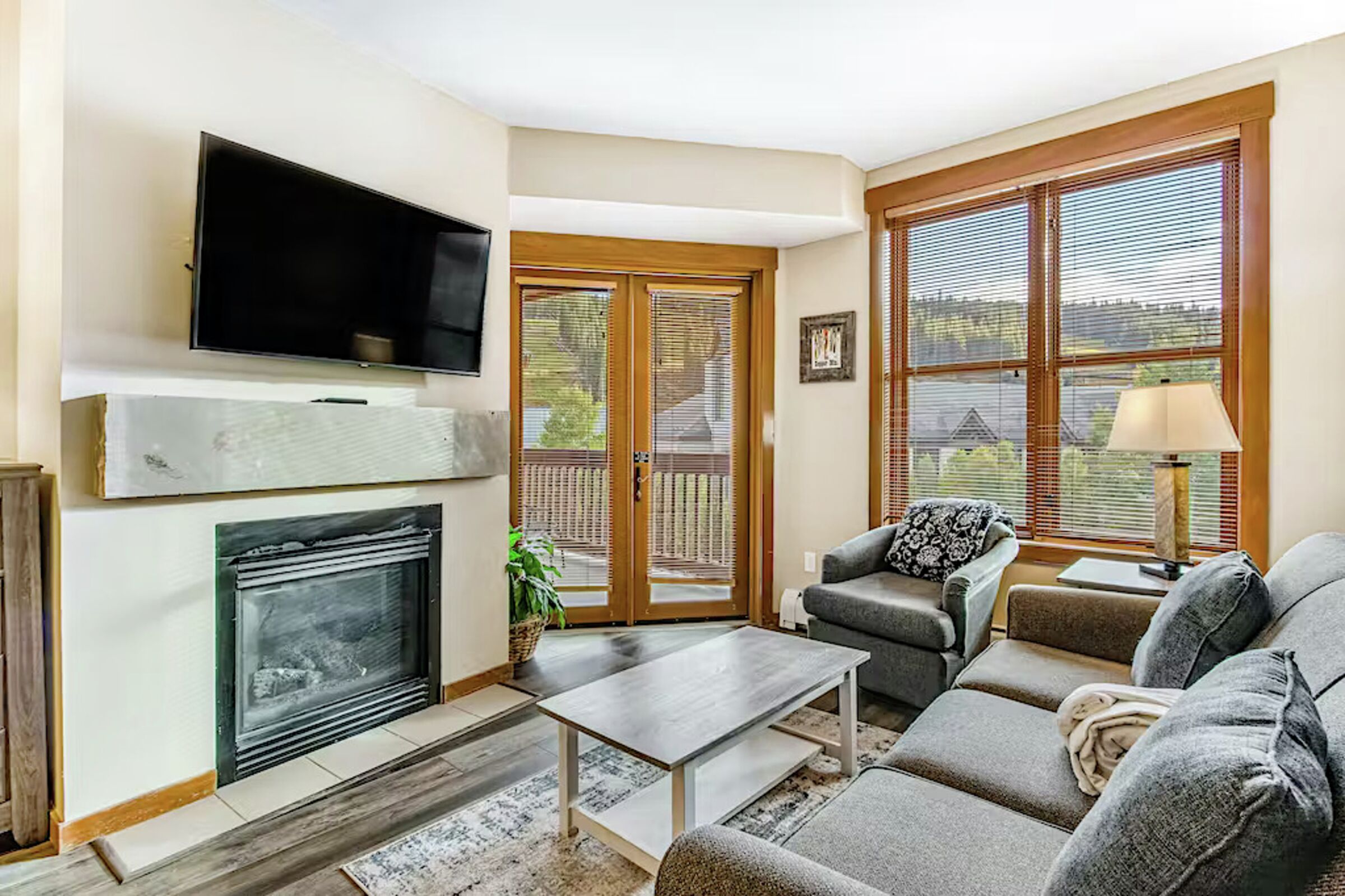 #309 - Living Room