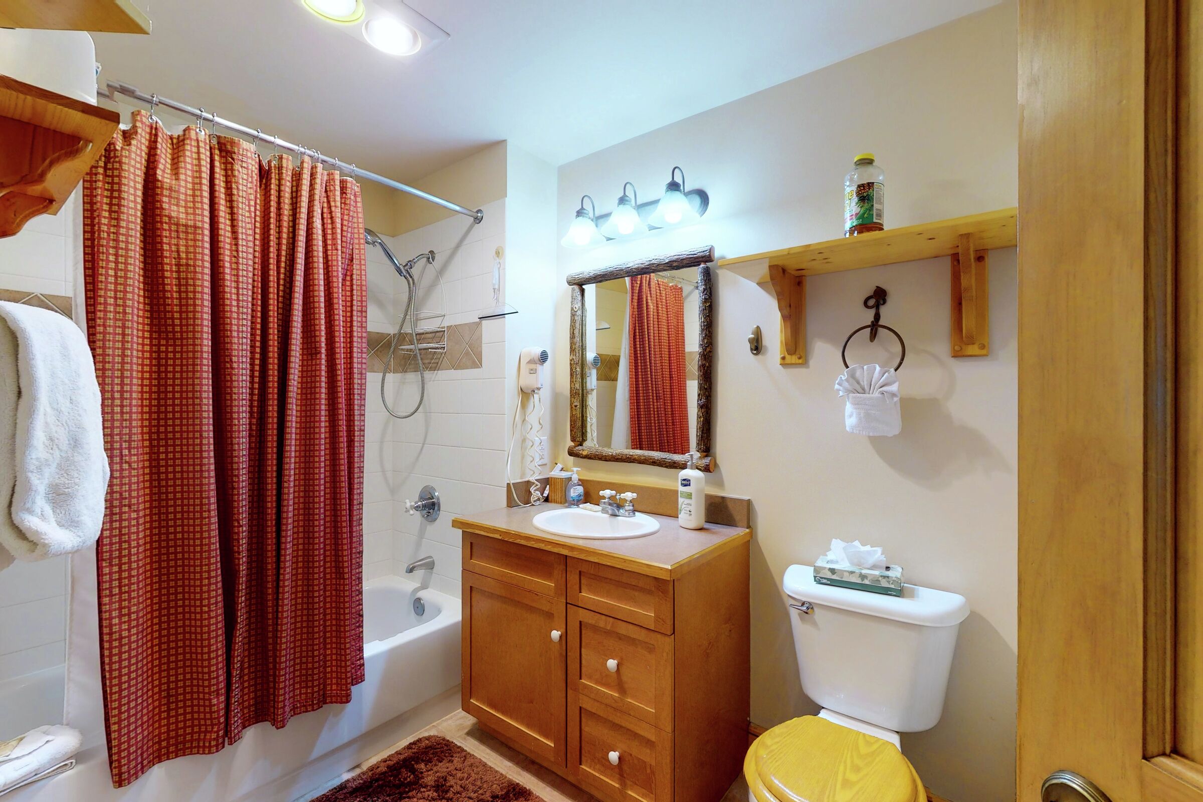 #101 - Bathroom