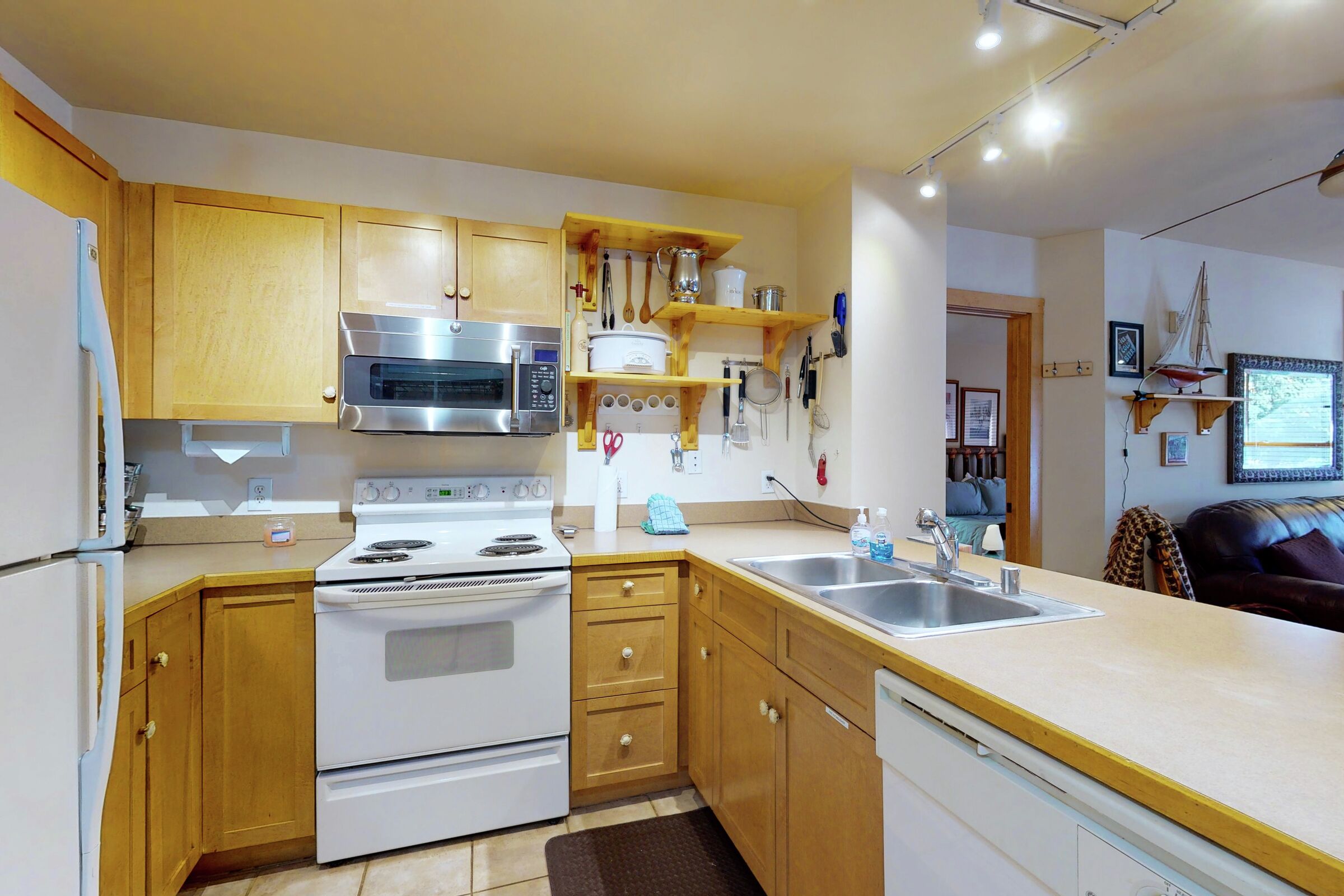 #101 - Kitchen