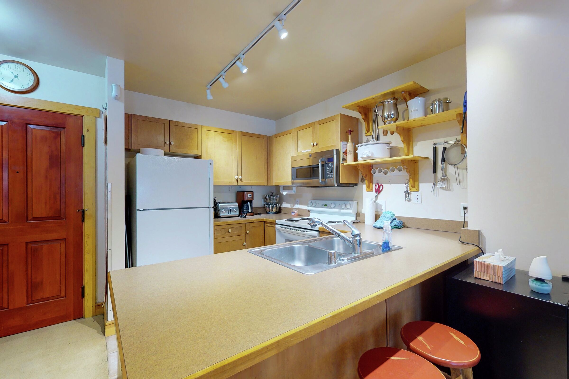 #101 - Kitchen