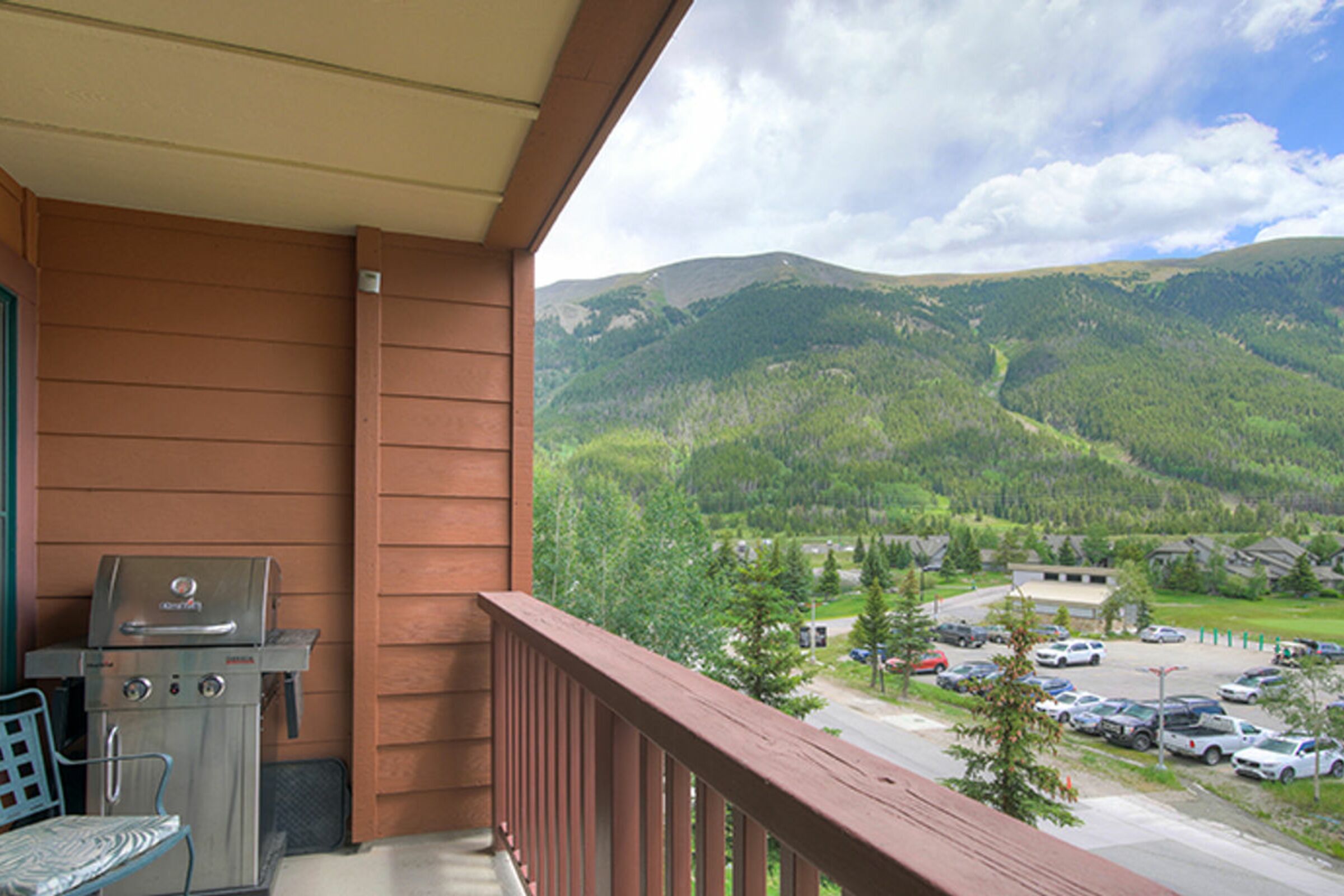 Balcony with BBQ