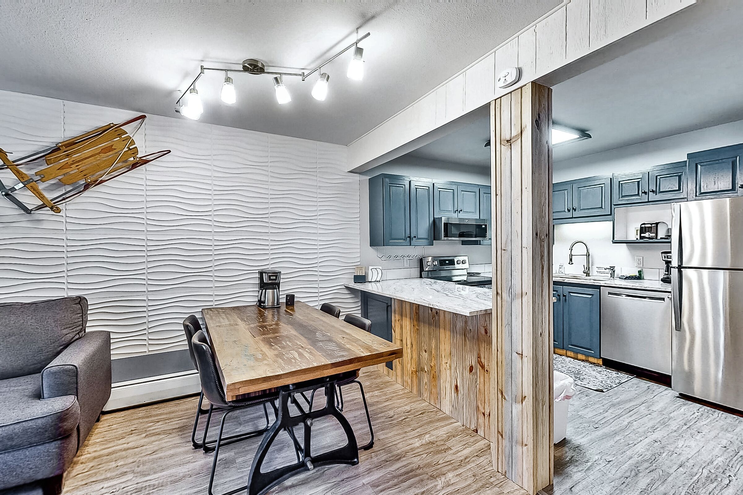 Dining Room & Kitchen