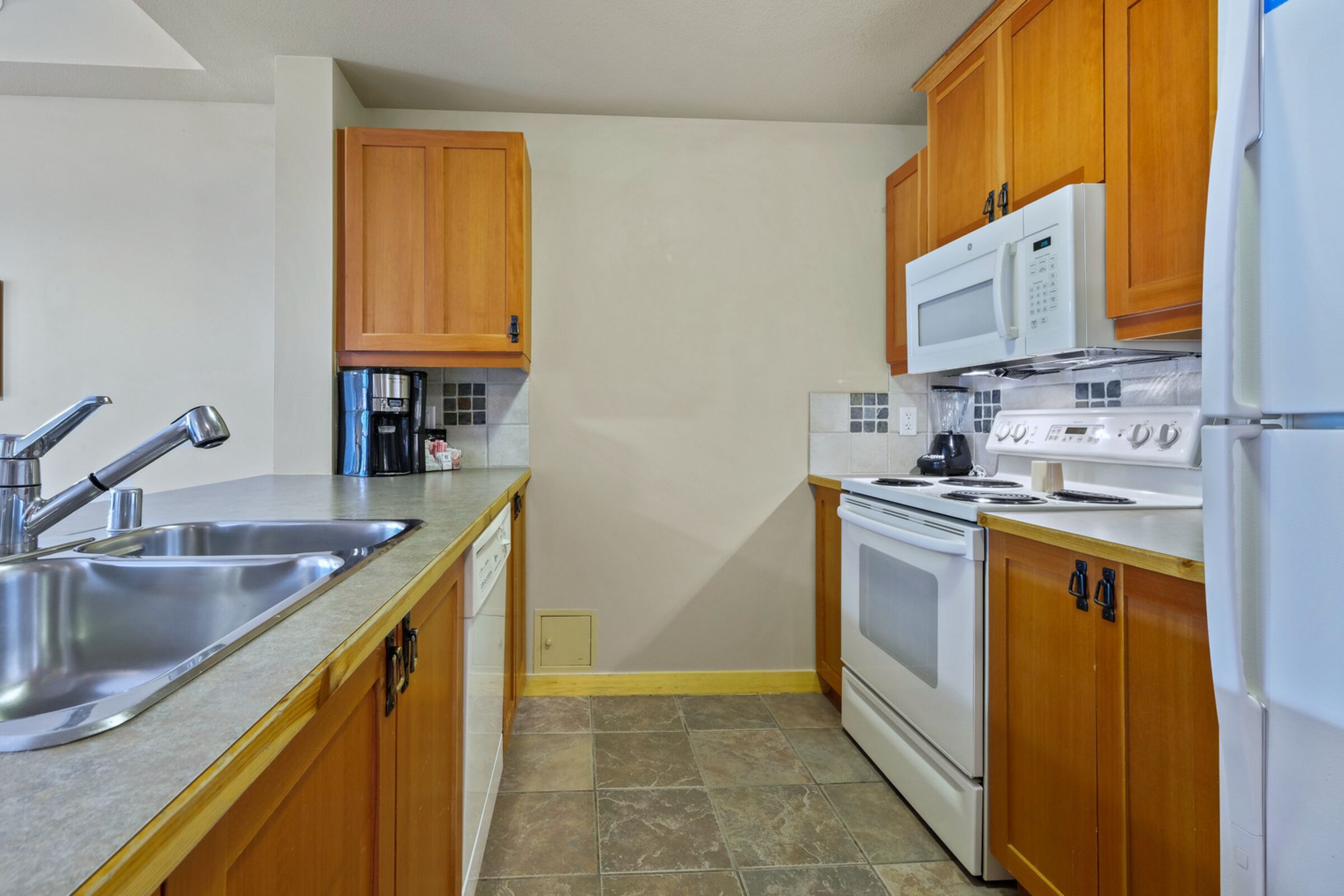 #618 - Kitchen