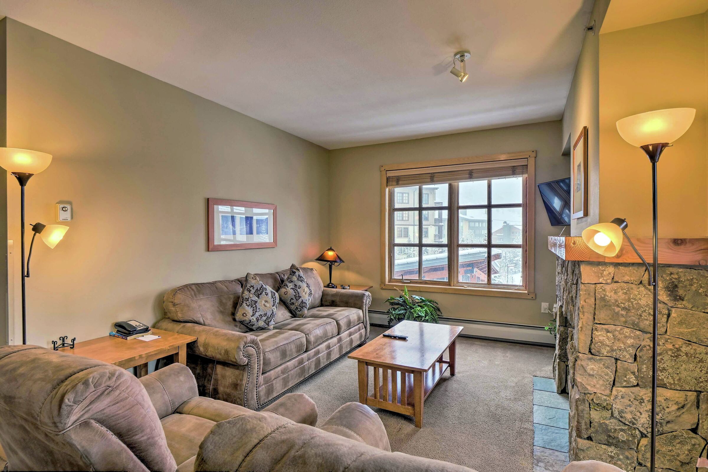 #314 - Living Area