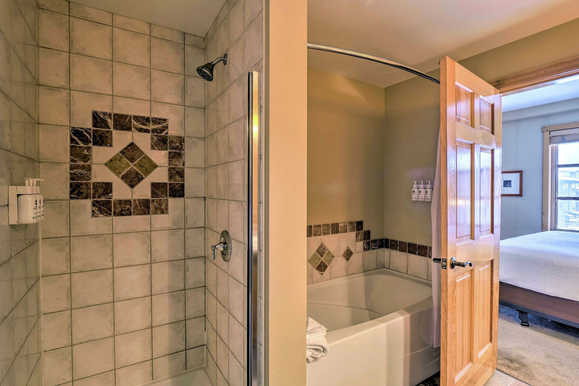 #314 - Master Ensuite Bathroom