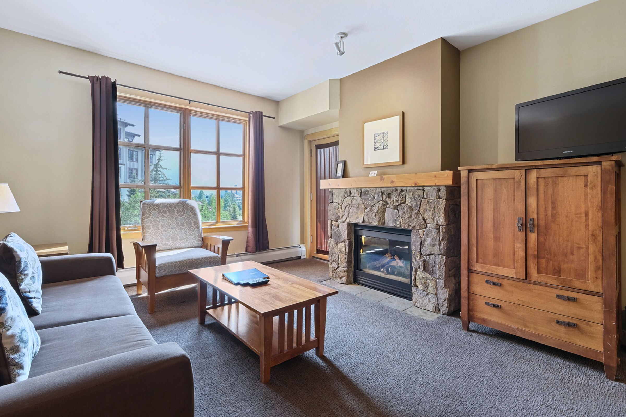 #312 - Living Area
