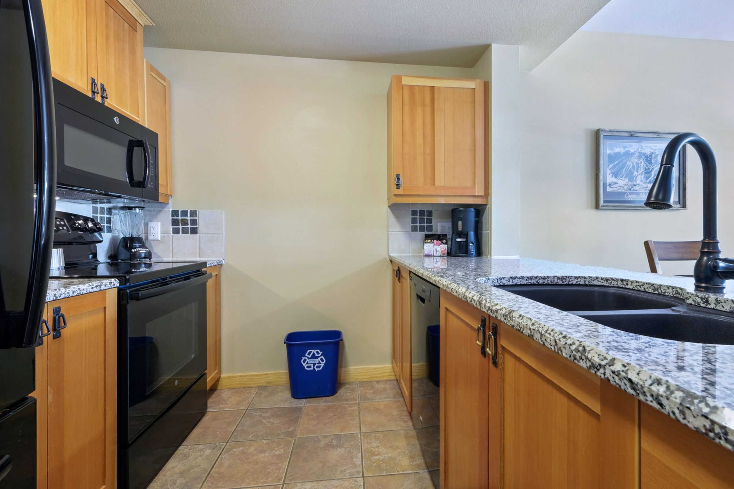 #425 - Kitchen