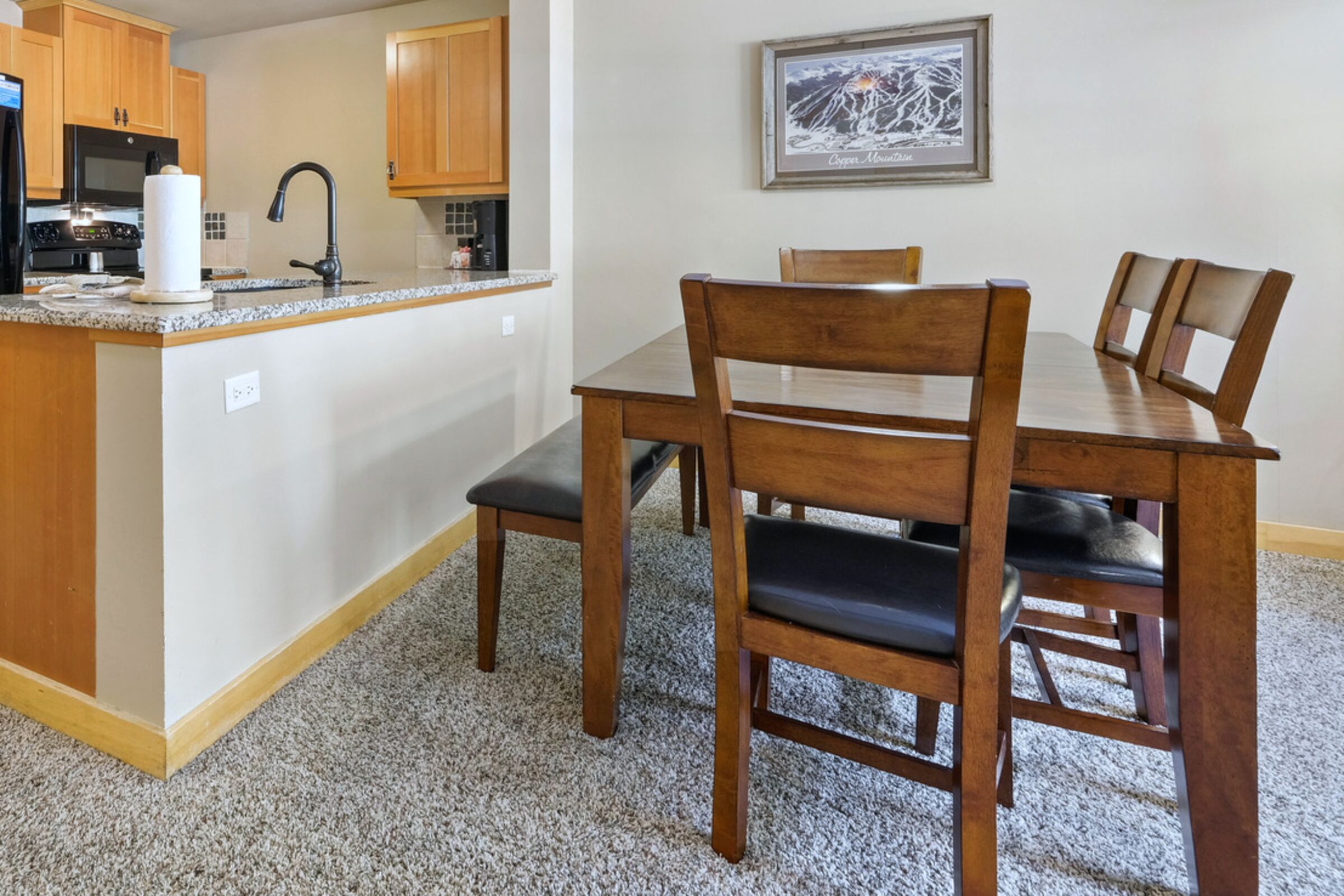 #425 - Dining Area