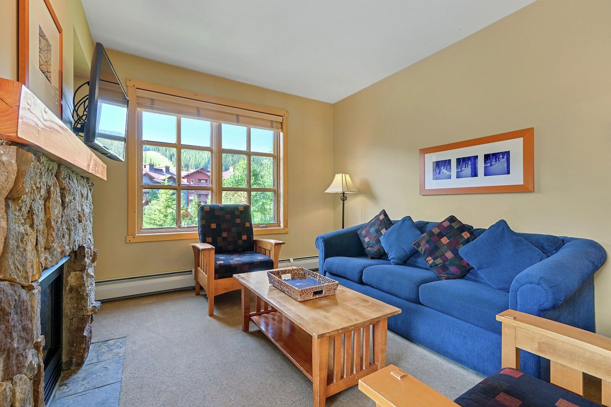 #204 - Living Area