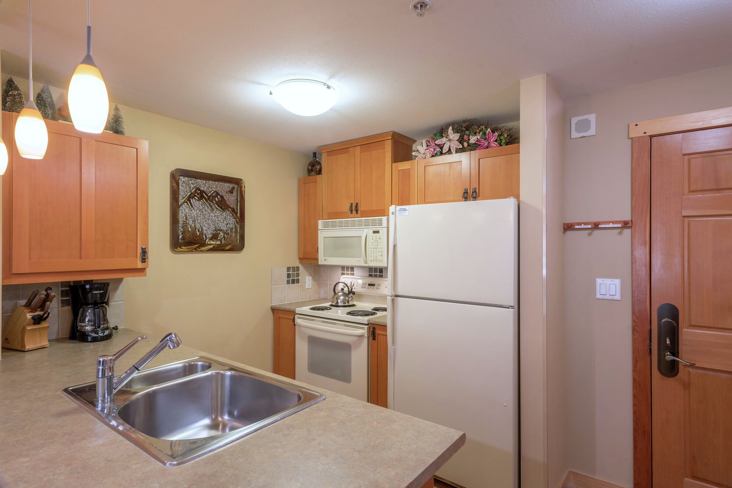 #208 - Kitchen