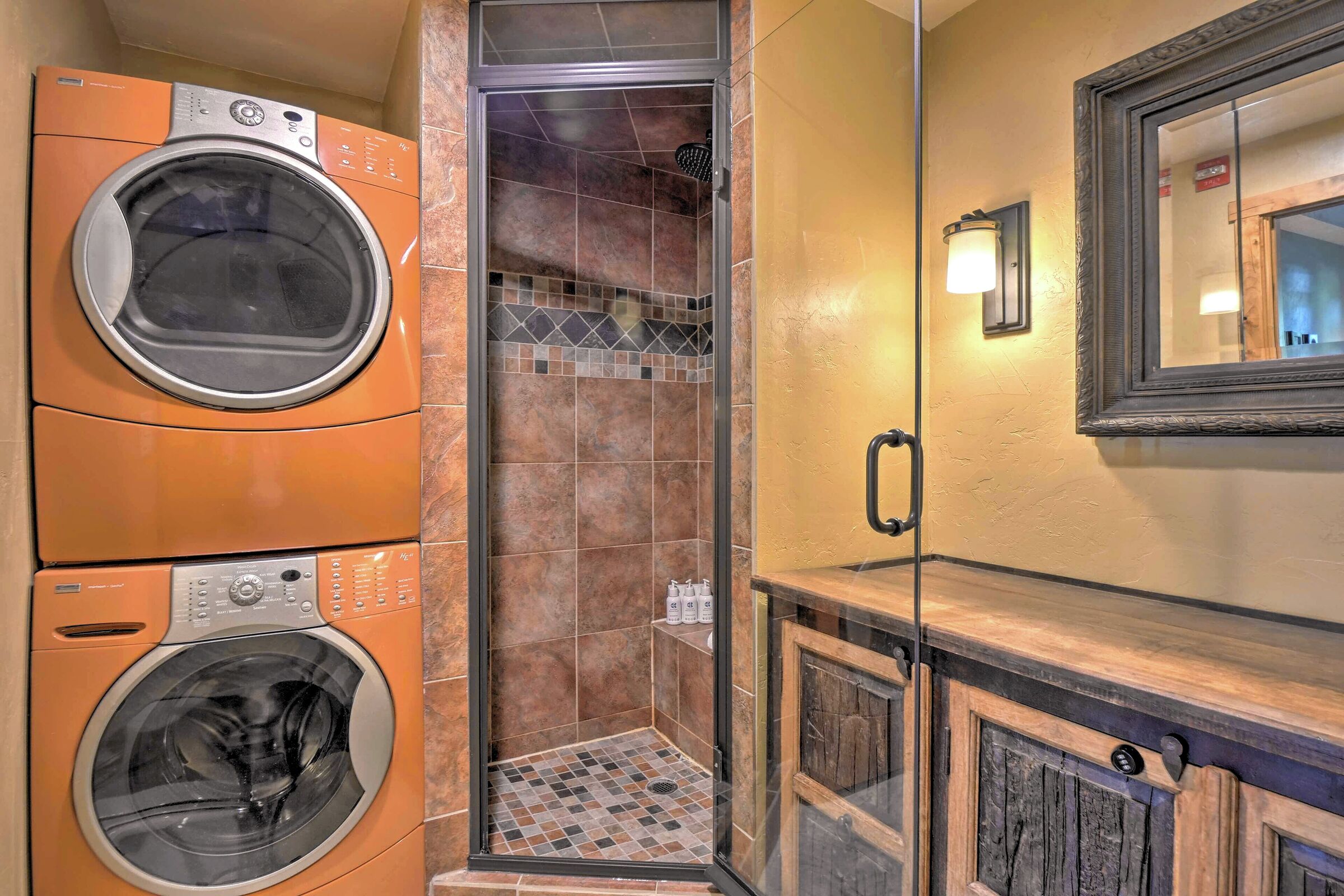 #119 - Master Ensuite Bathroom
