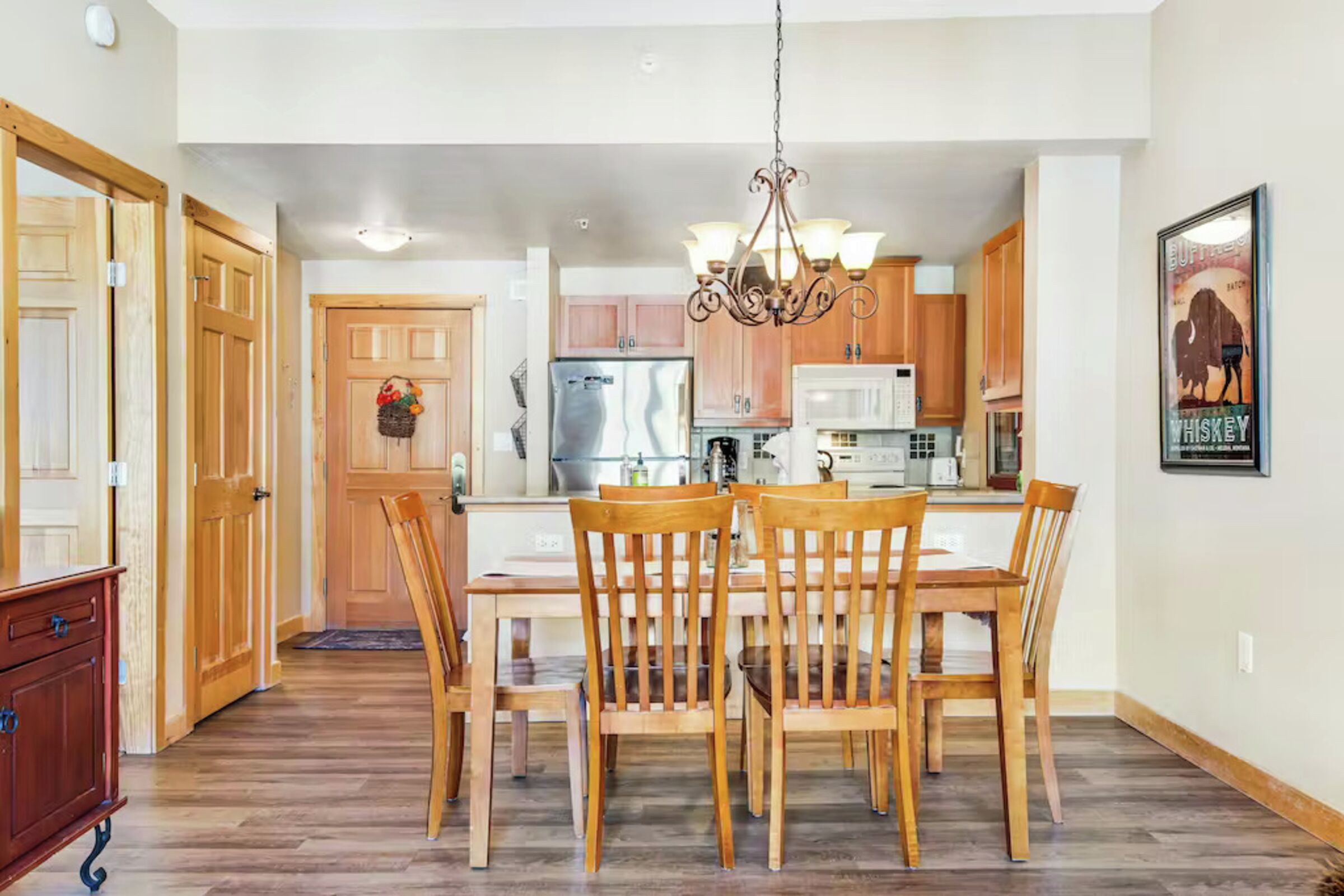 #512 - Dining Room