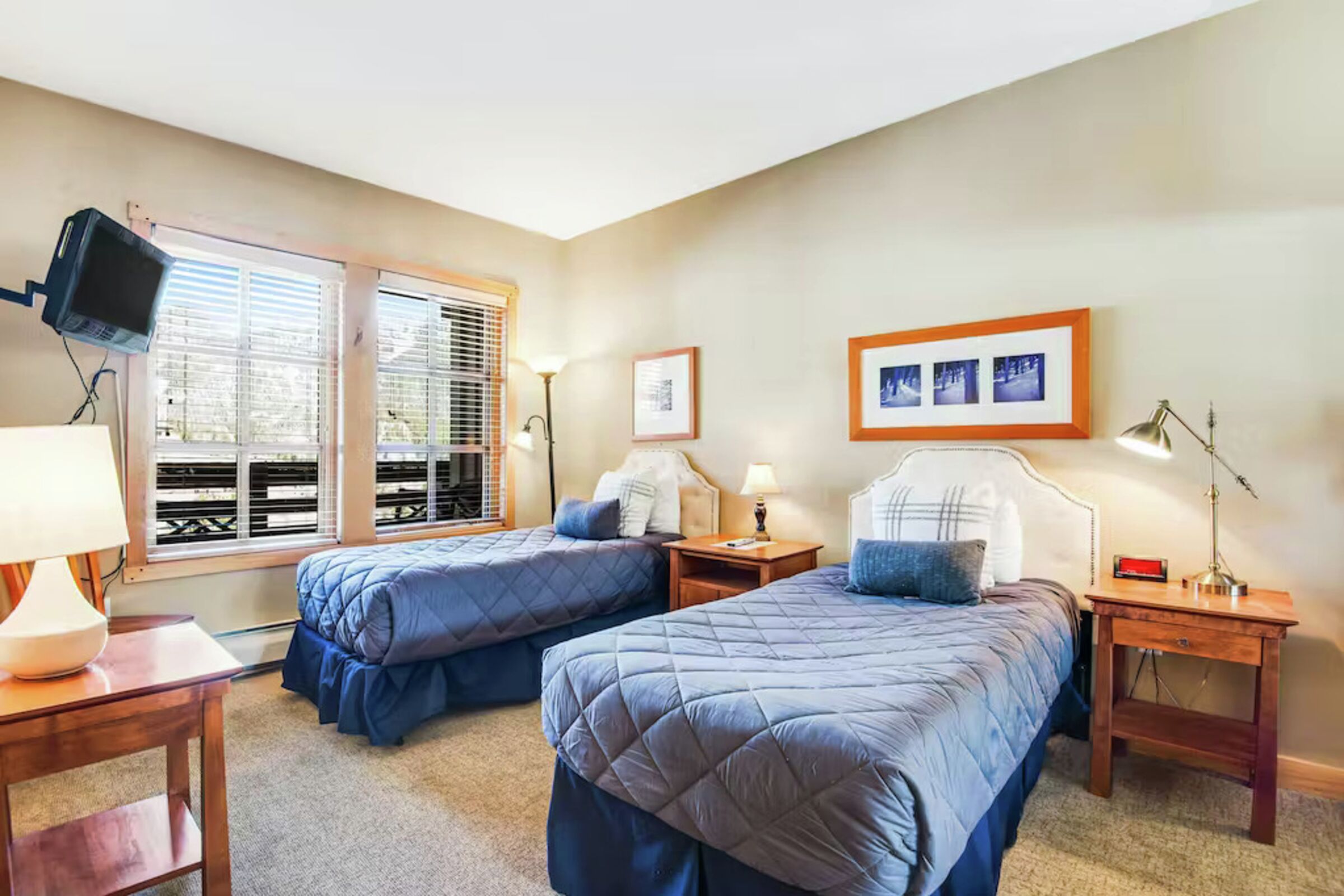 #512 - Bedroom