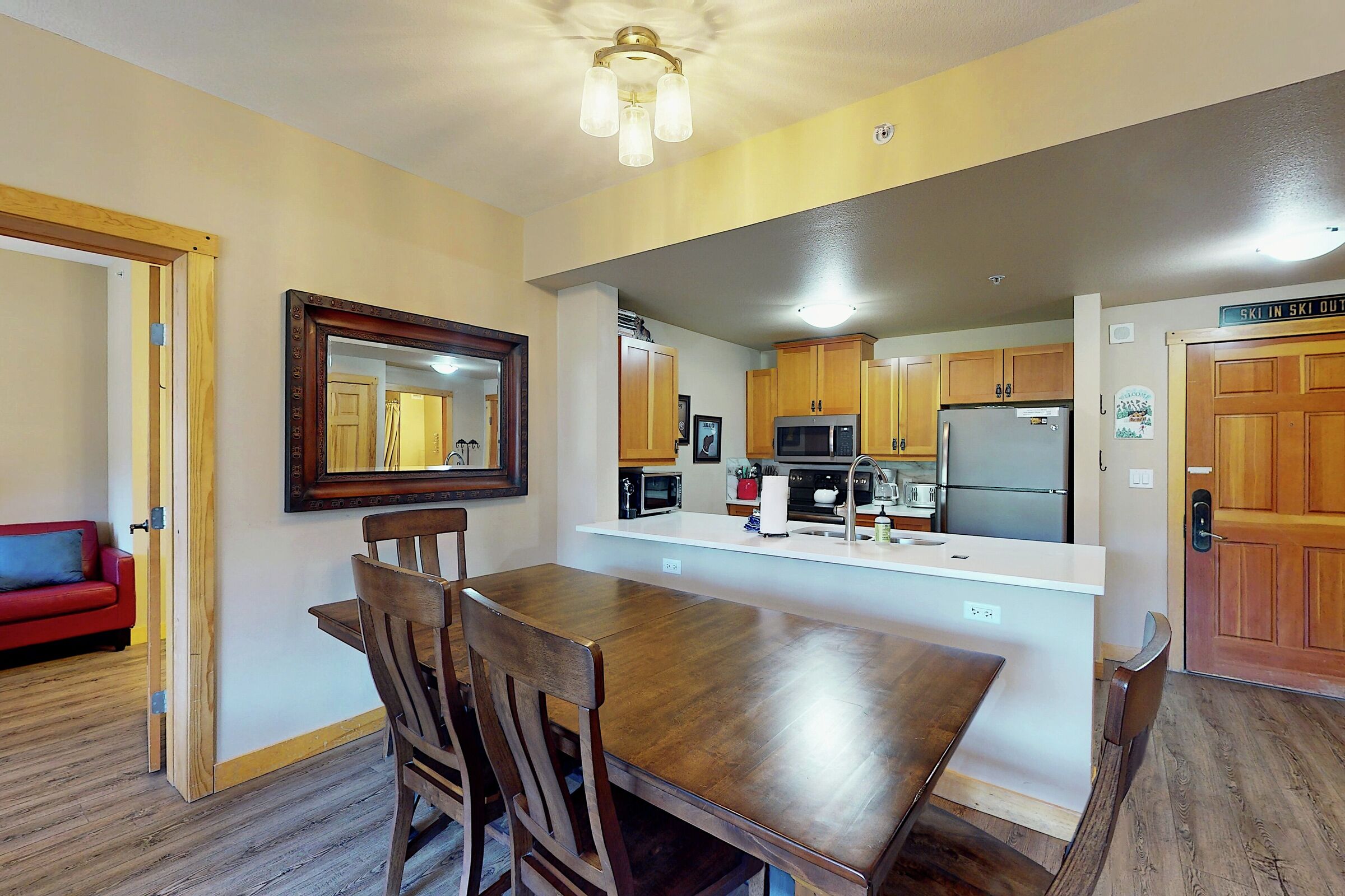 Dining Room & Kitchen