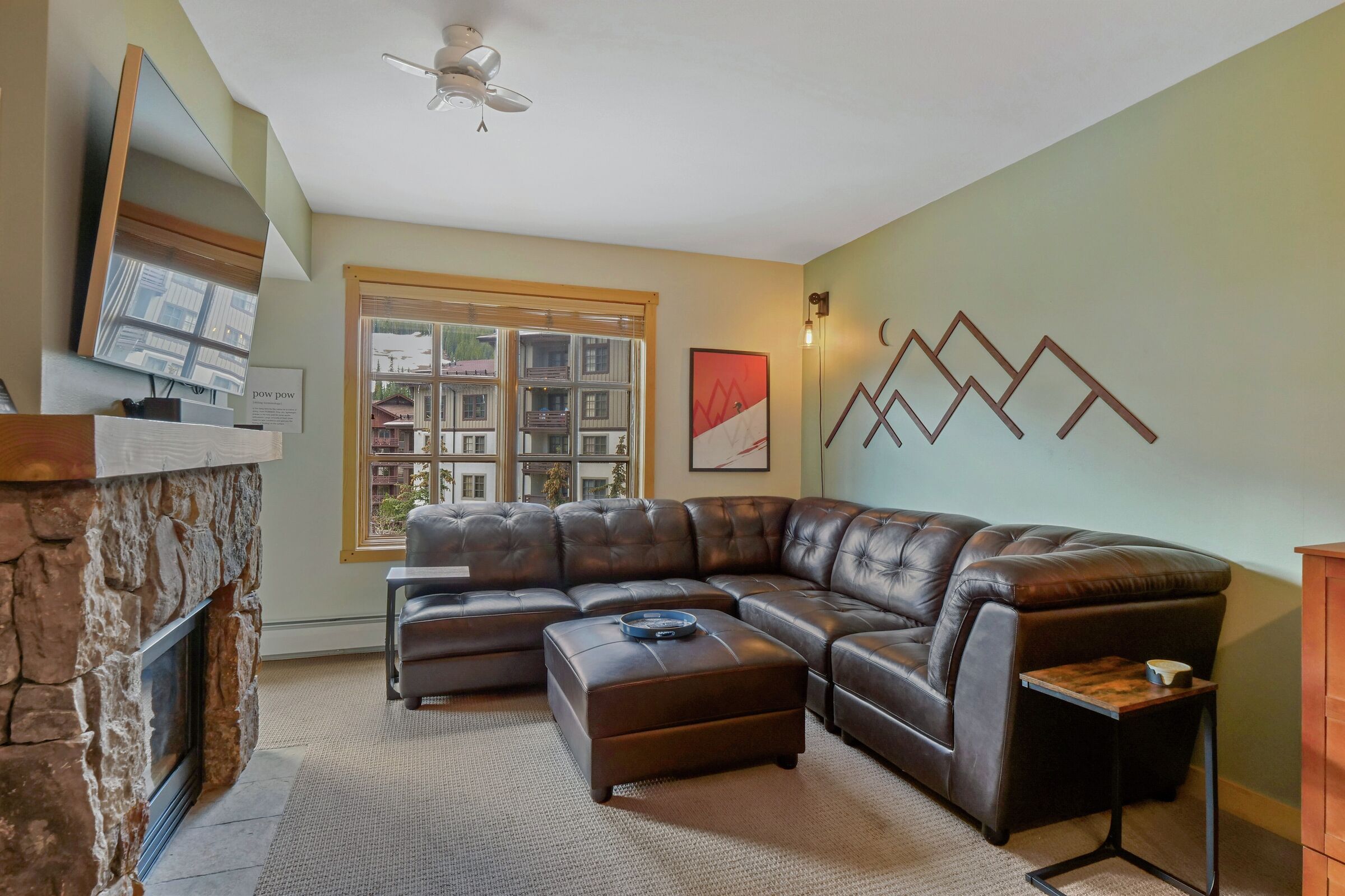 #406 - Living Area