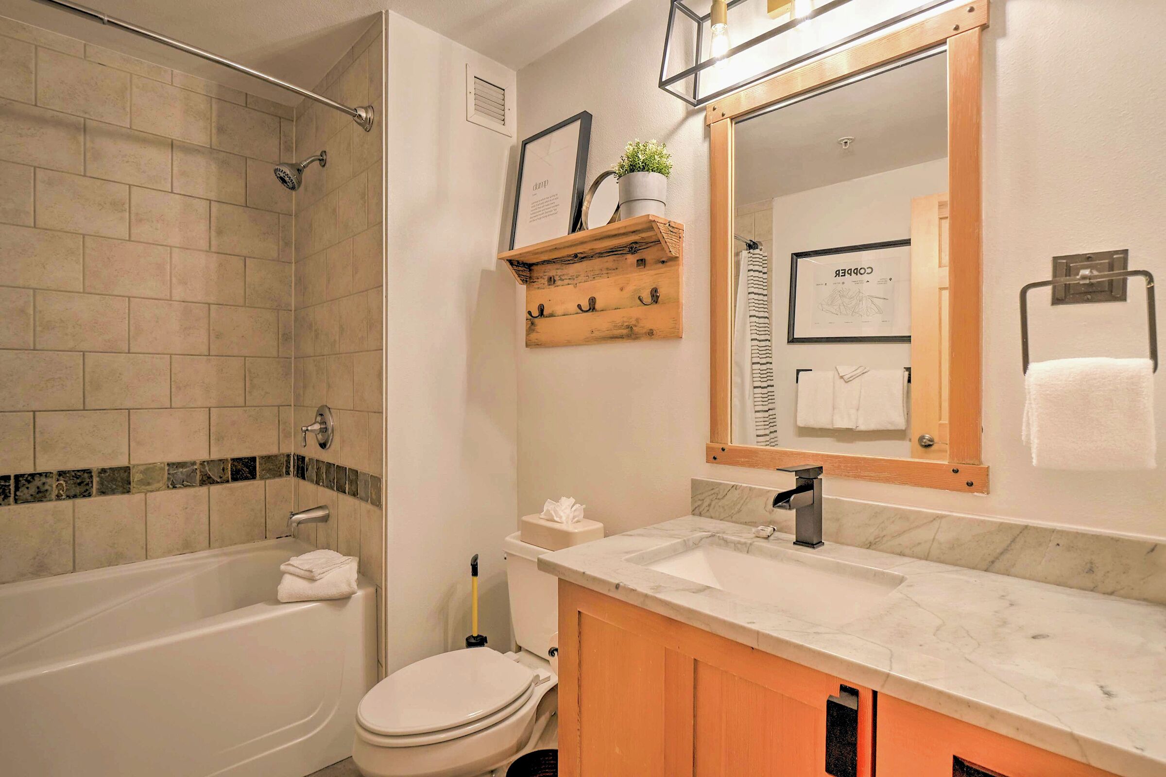 #325 - Bathroom