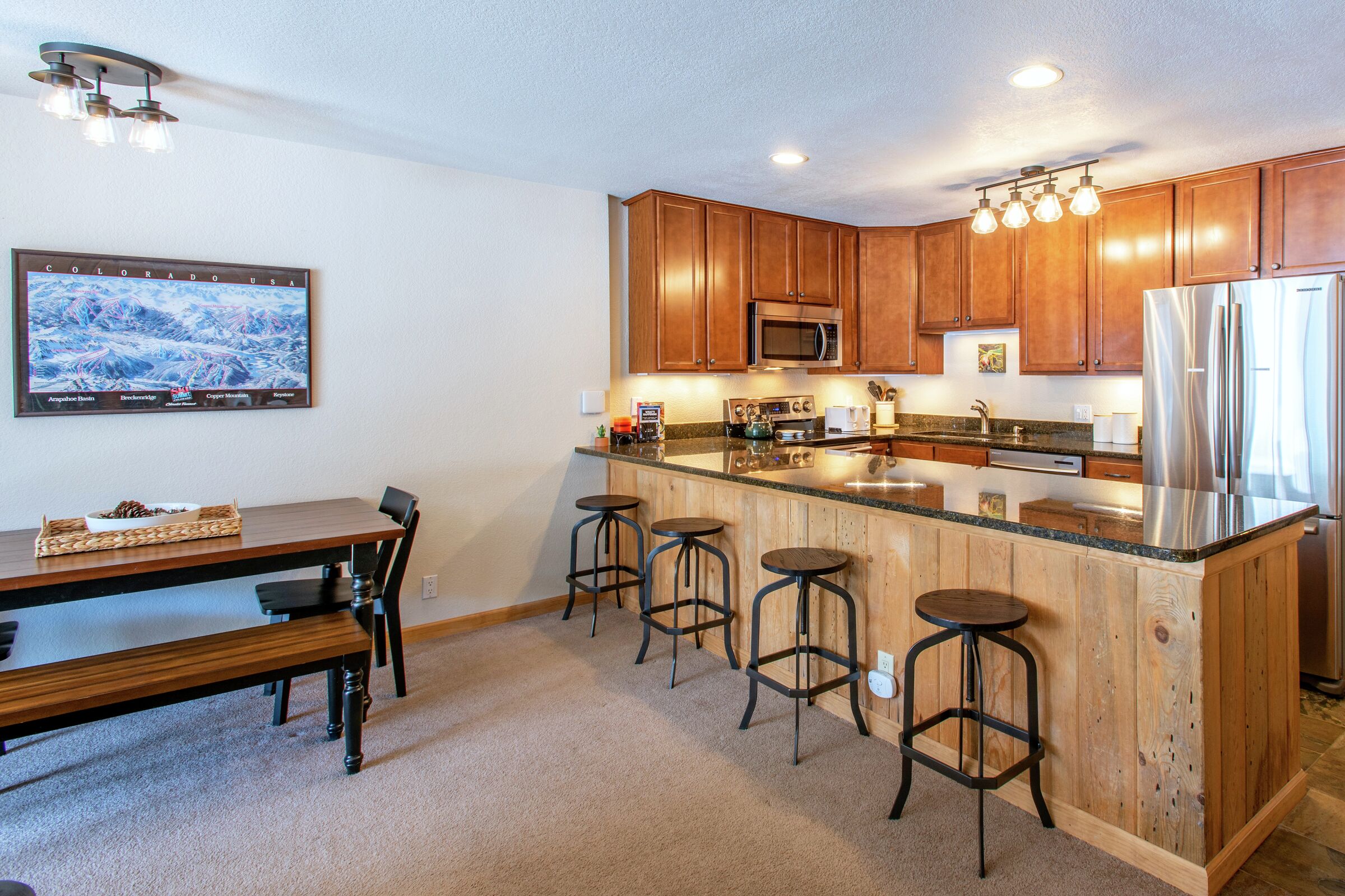 Dining Room & Kitchen