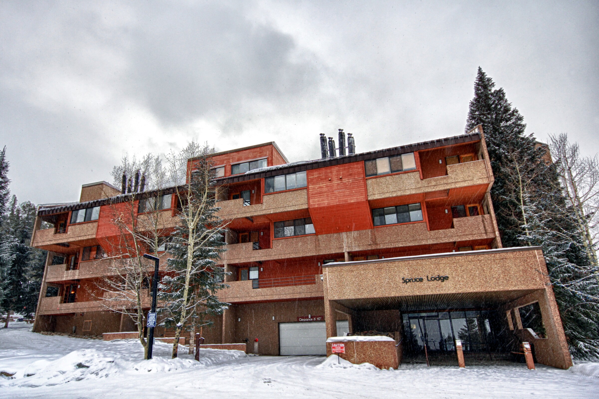 Spruce Lodge