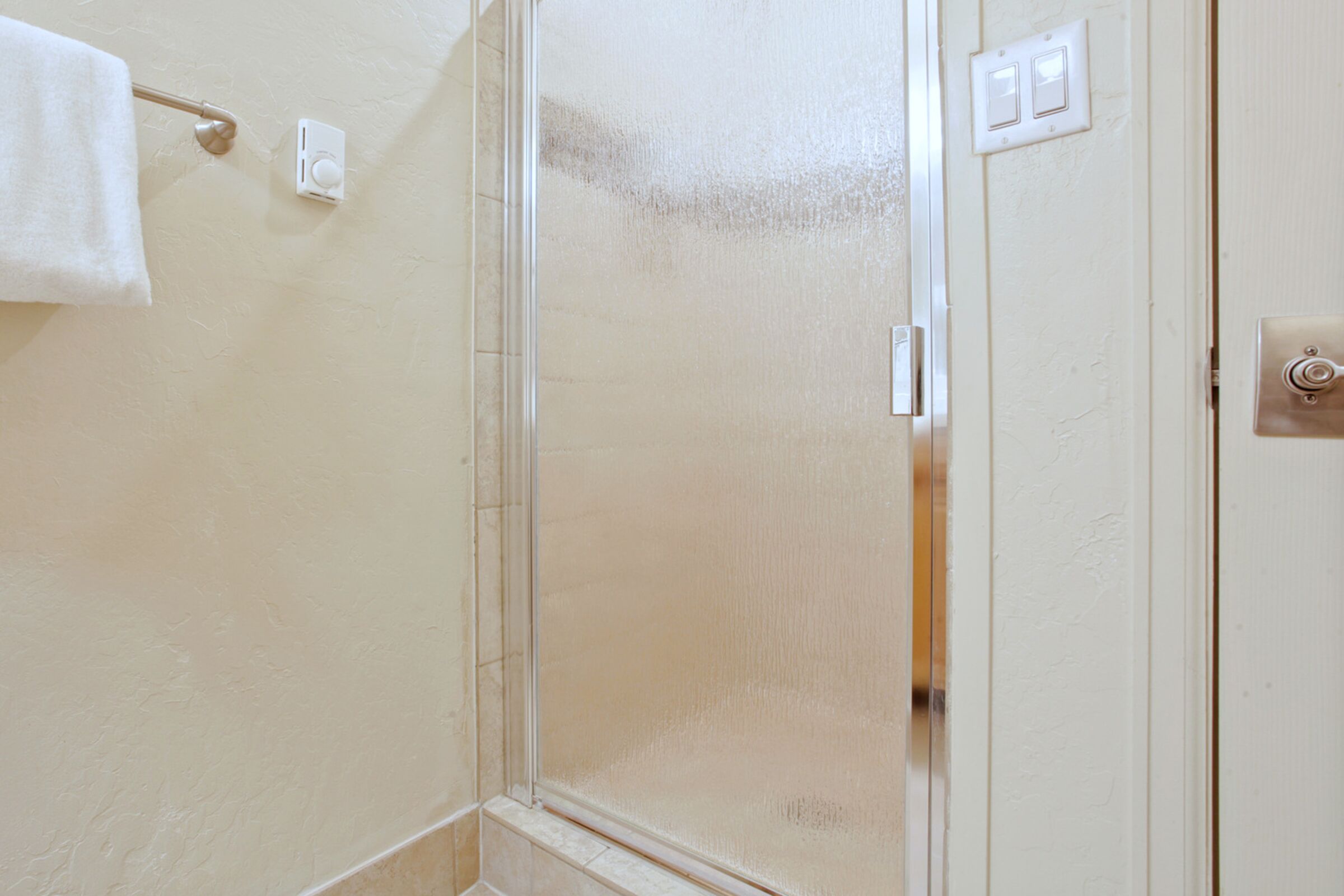 #201 - Studio Bathroom