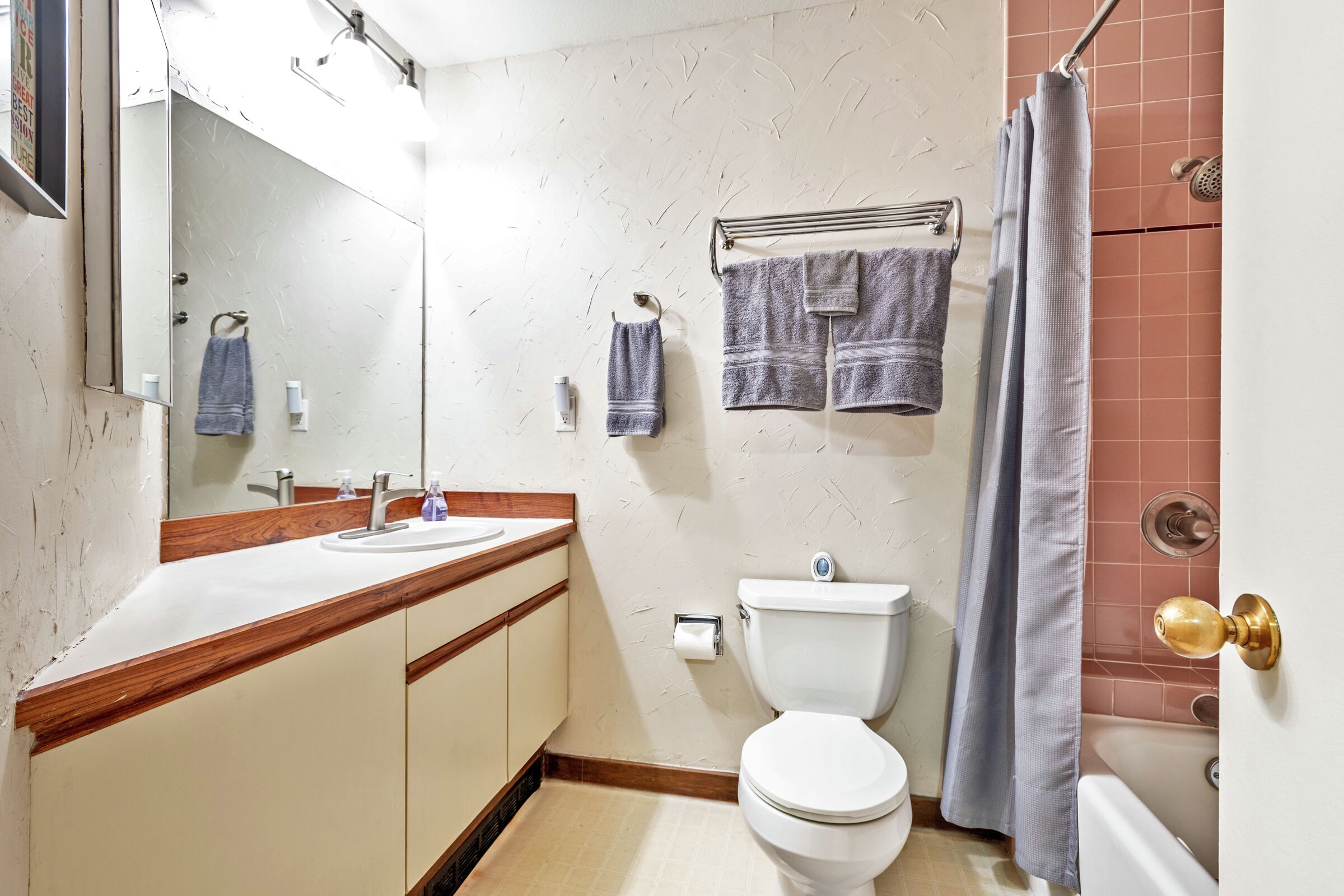 Studio Bathroom