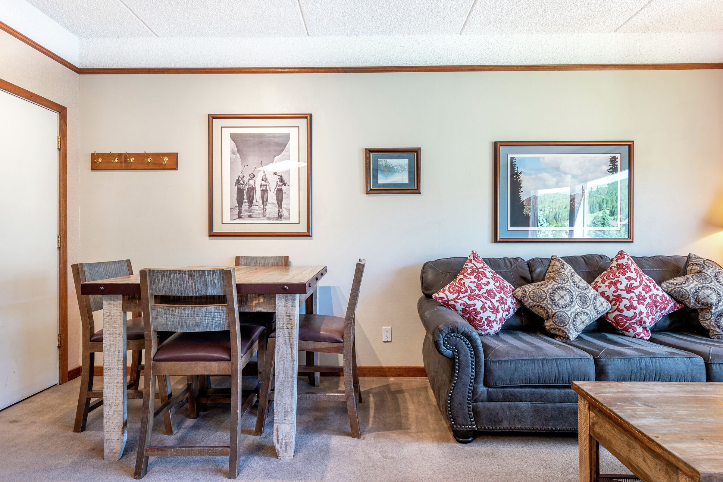 Studio Dining Area