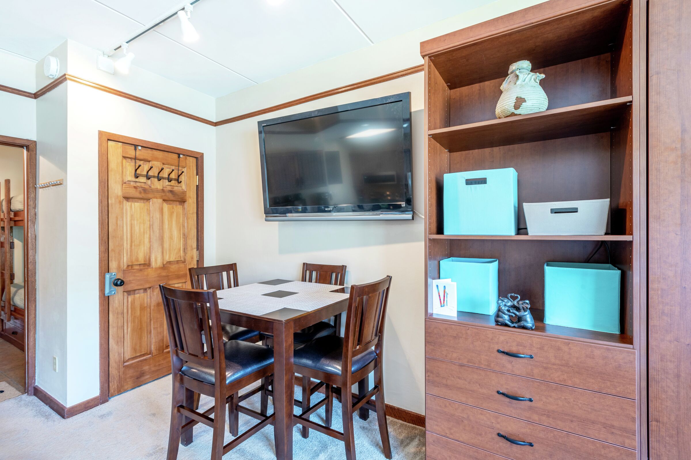 #305 - Dining Room