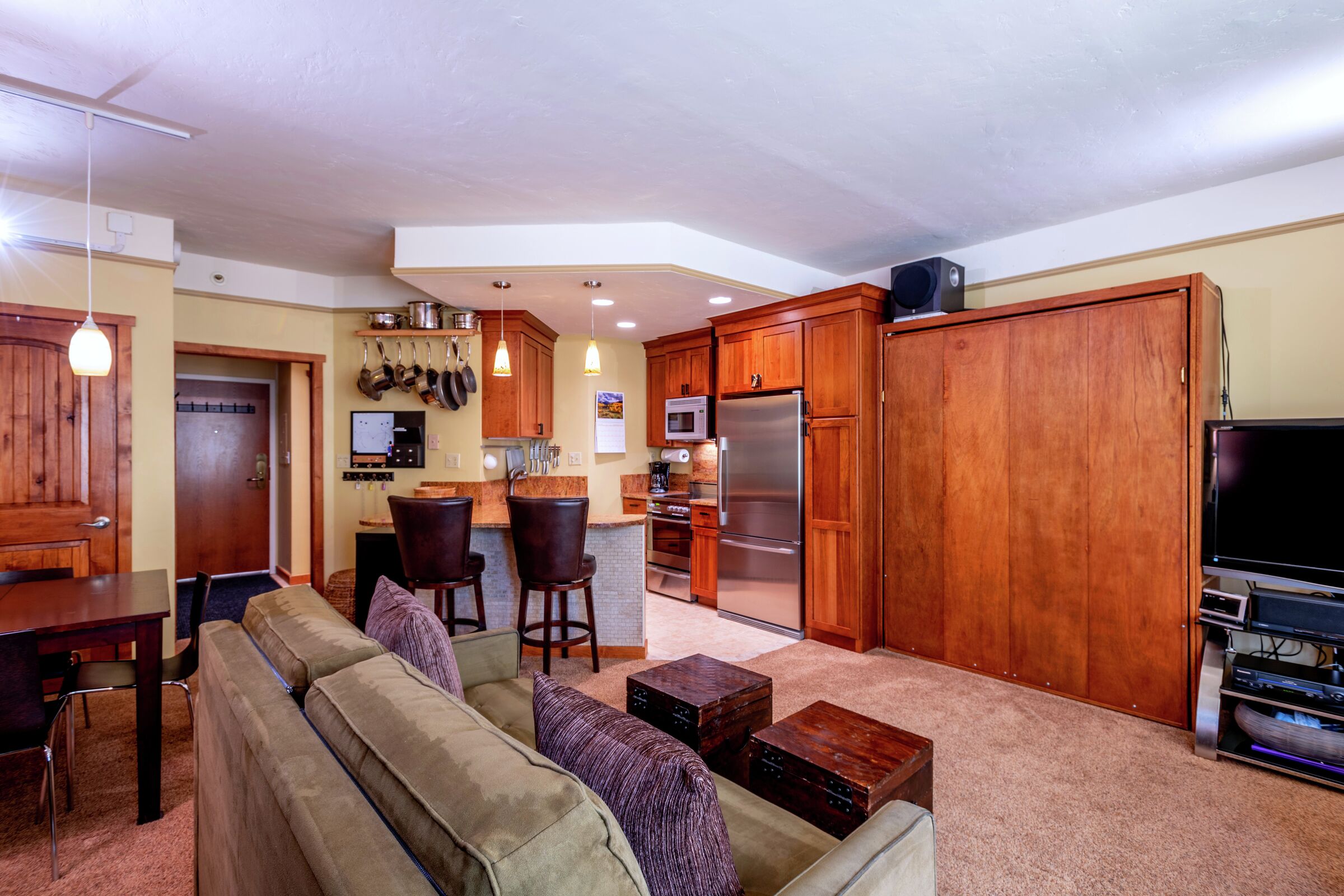 #404 - Studio Living Area
