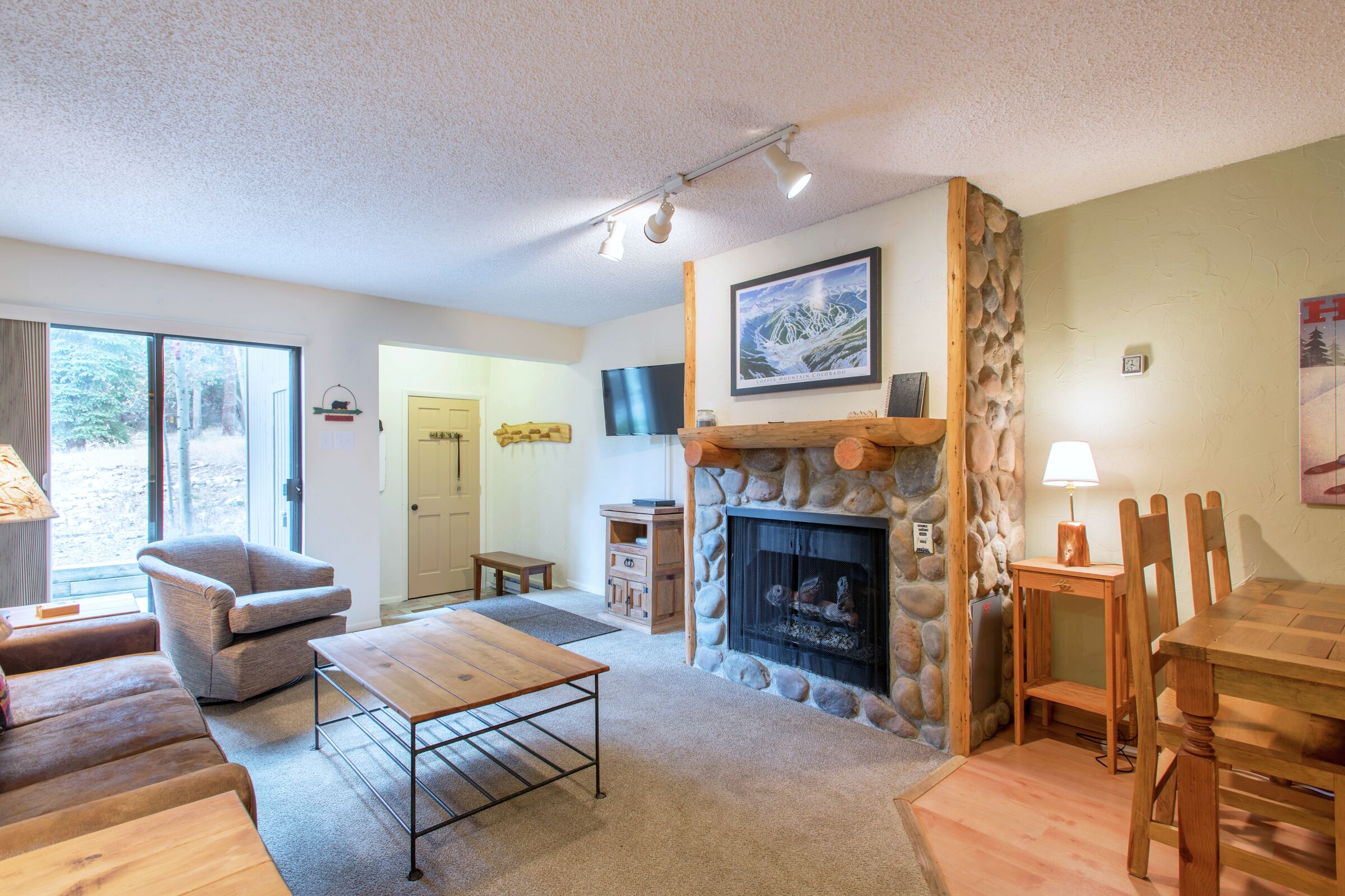 #B6 - Living Room