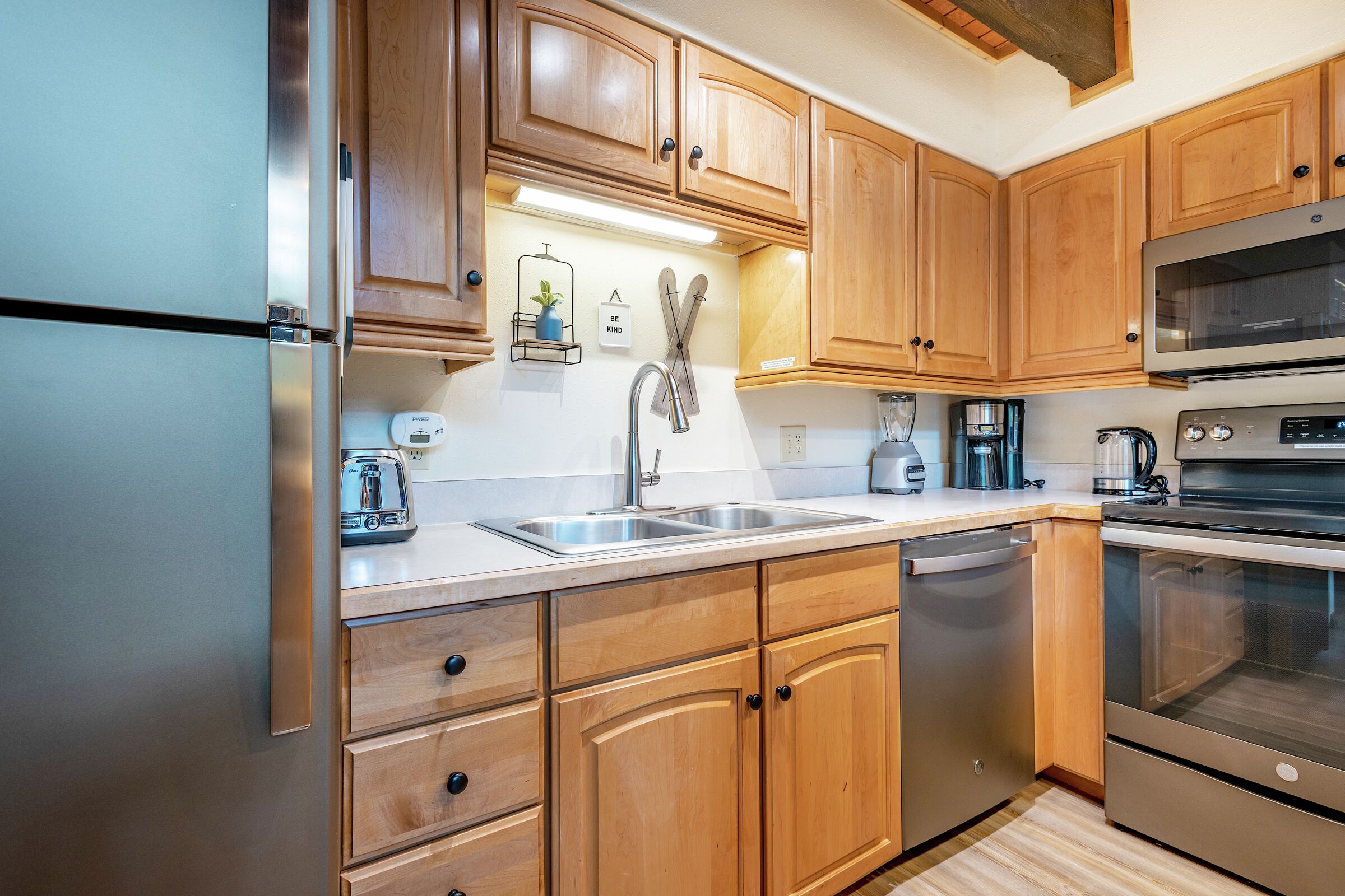 #207 - Kitchen