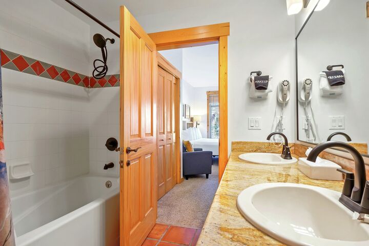 #303 - Master Ensuite Bathroom