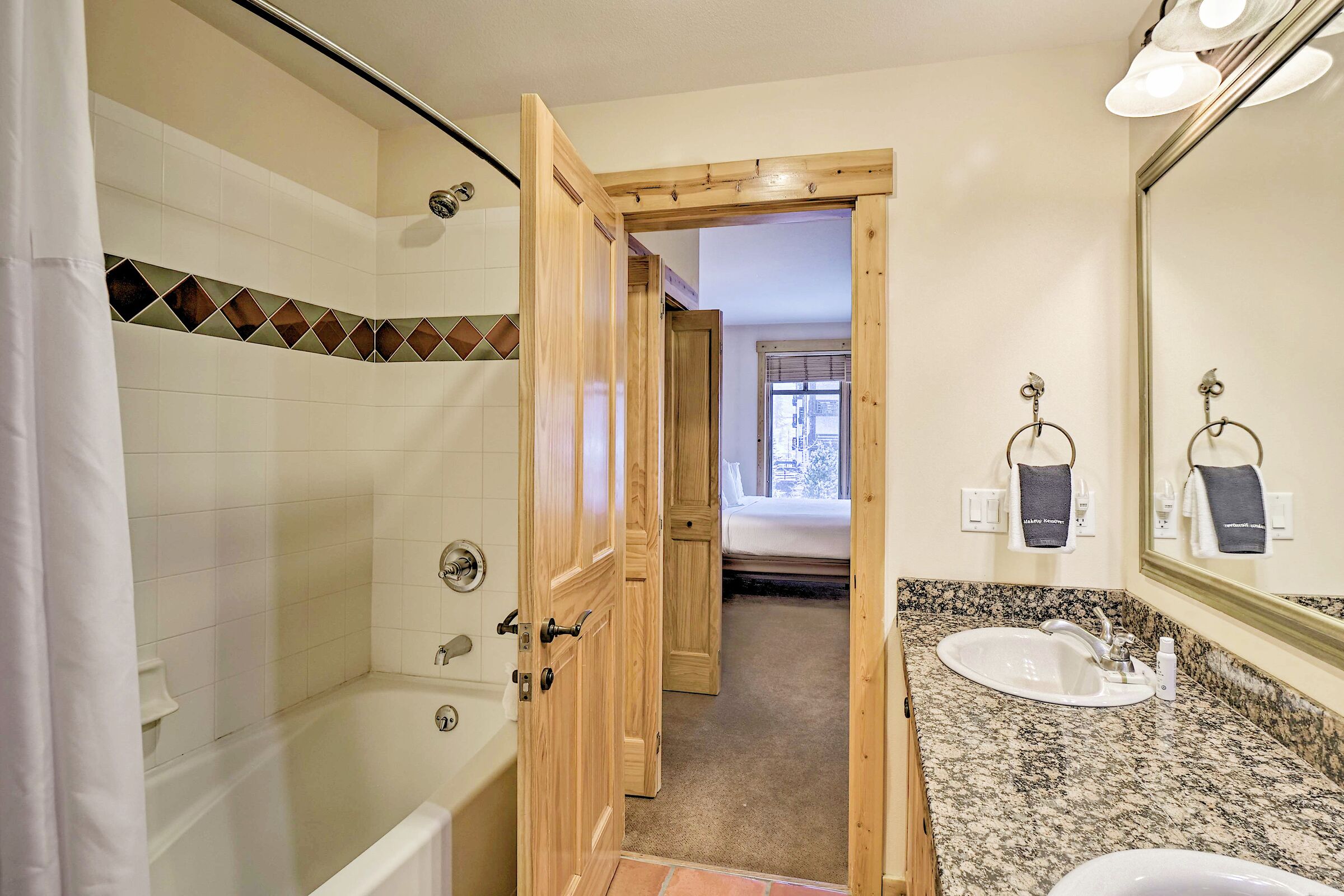 Master Ensuite Bathroom