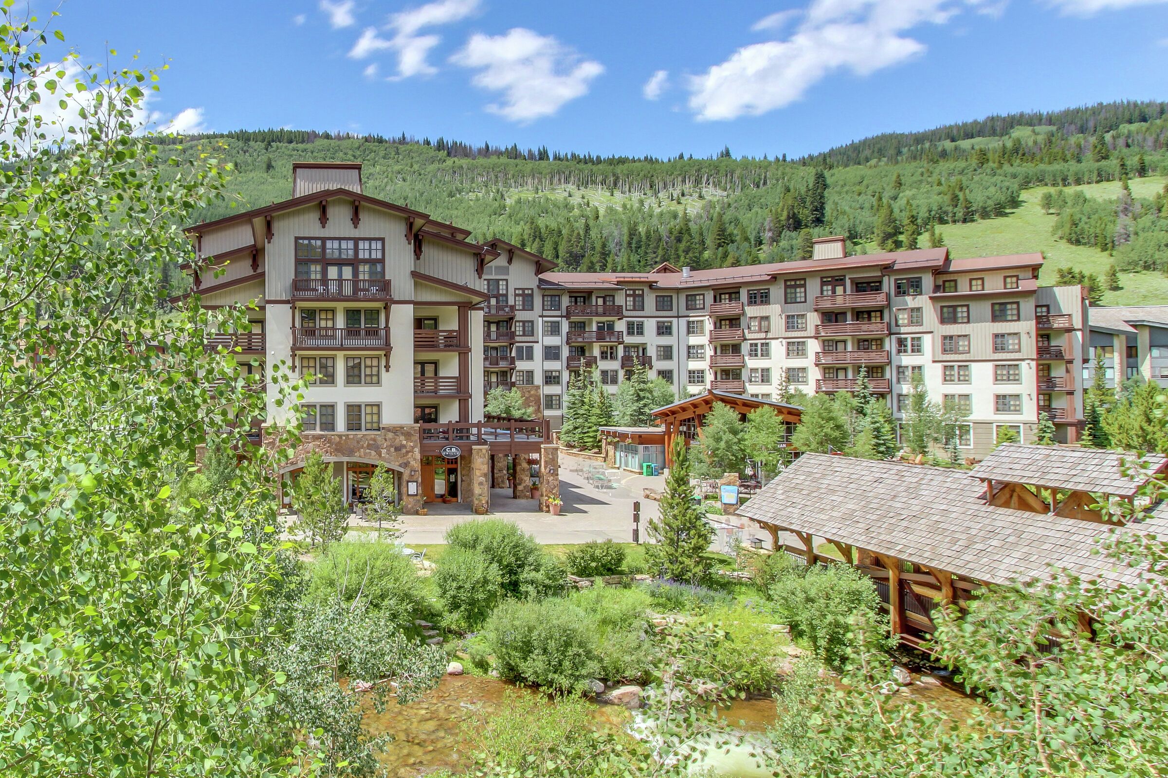 Tucker Mountain Lodge Copper