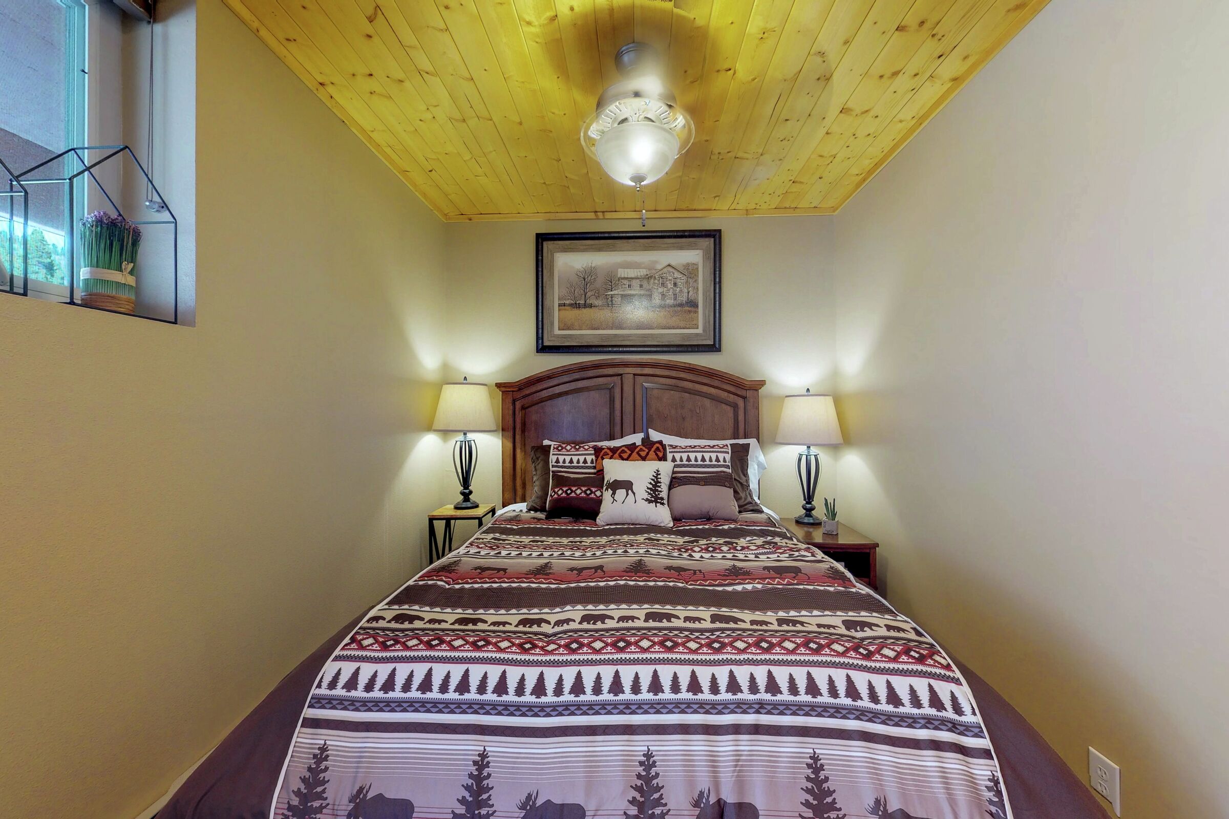 #382 - Studio Sleeping Area