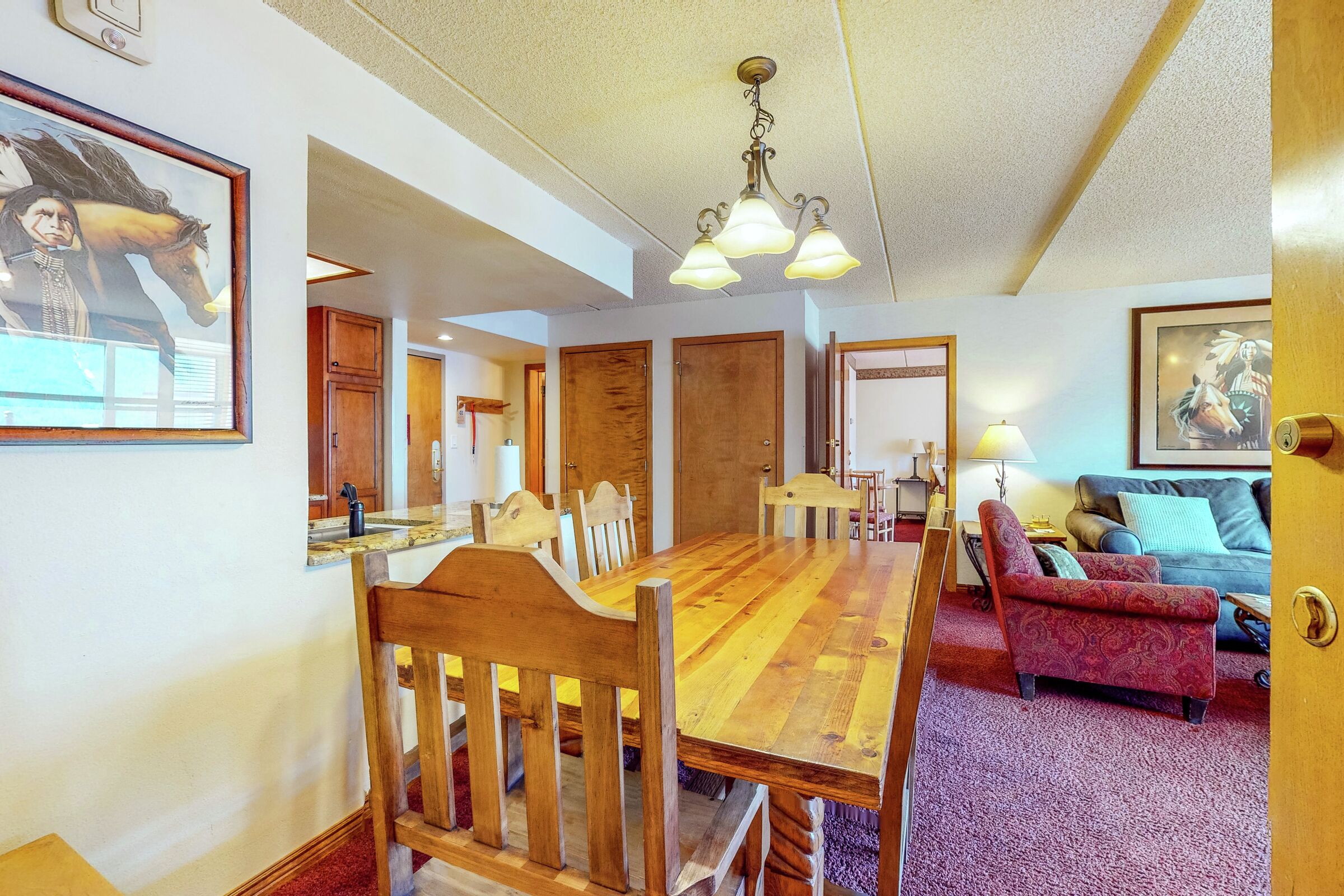 Studio Dining Area
