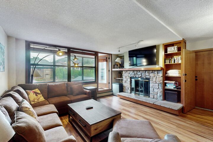 #342 / #344 / #346 - Village Square Suite - Living Area