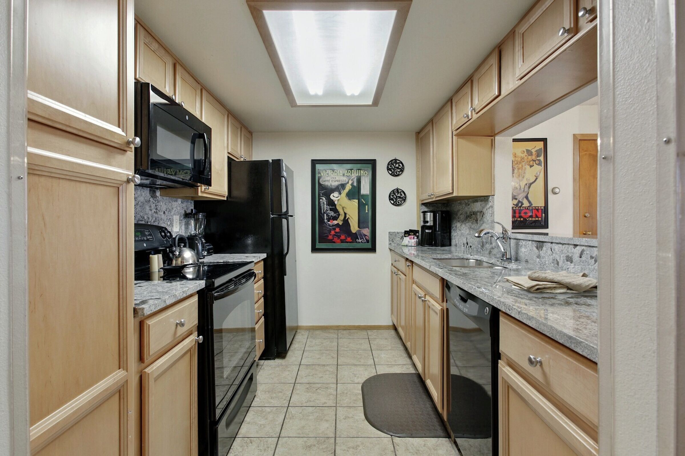 #435/437/439 - Kitchen