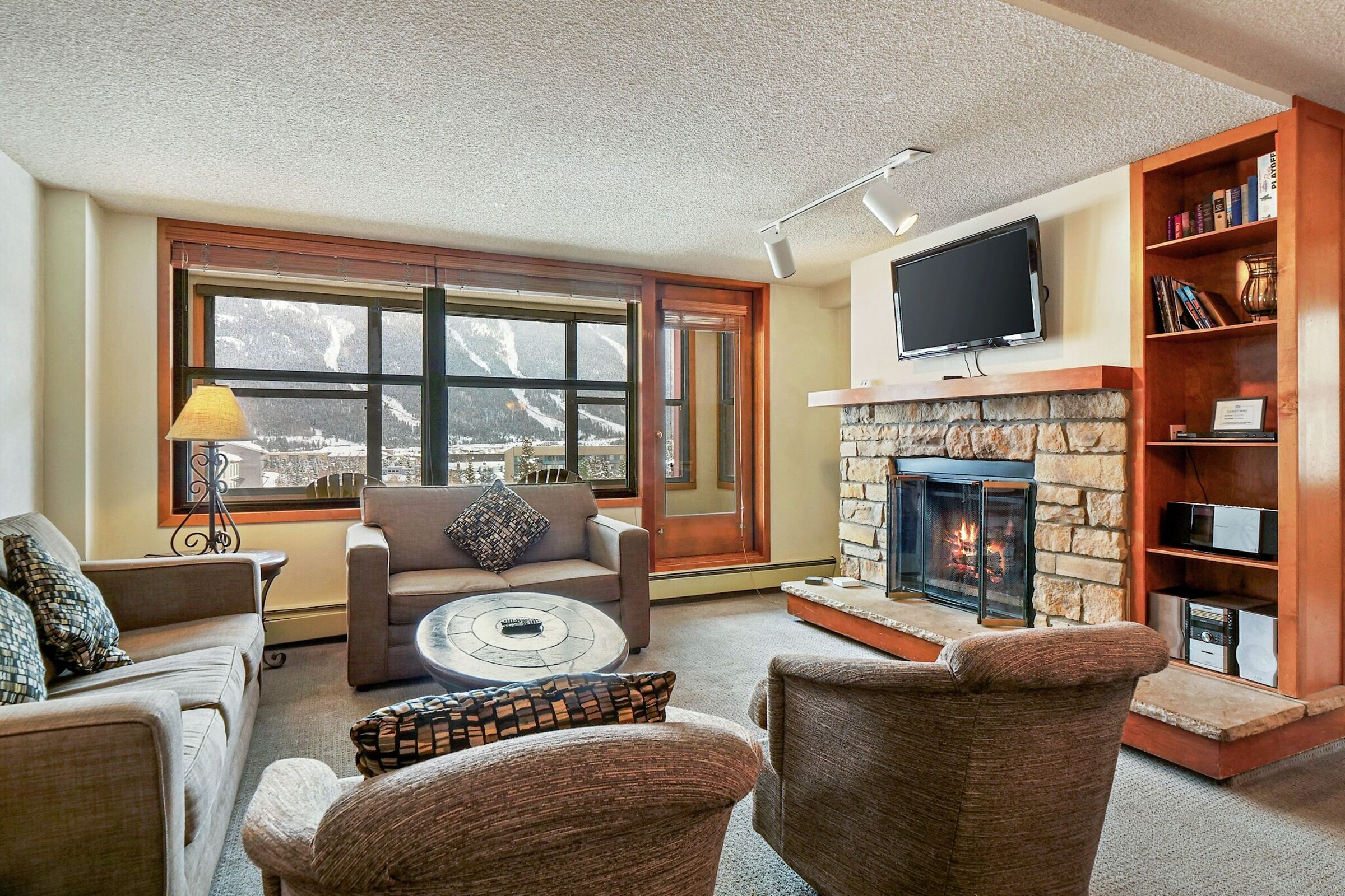 #531 - Living Area
