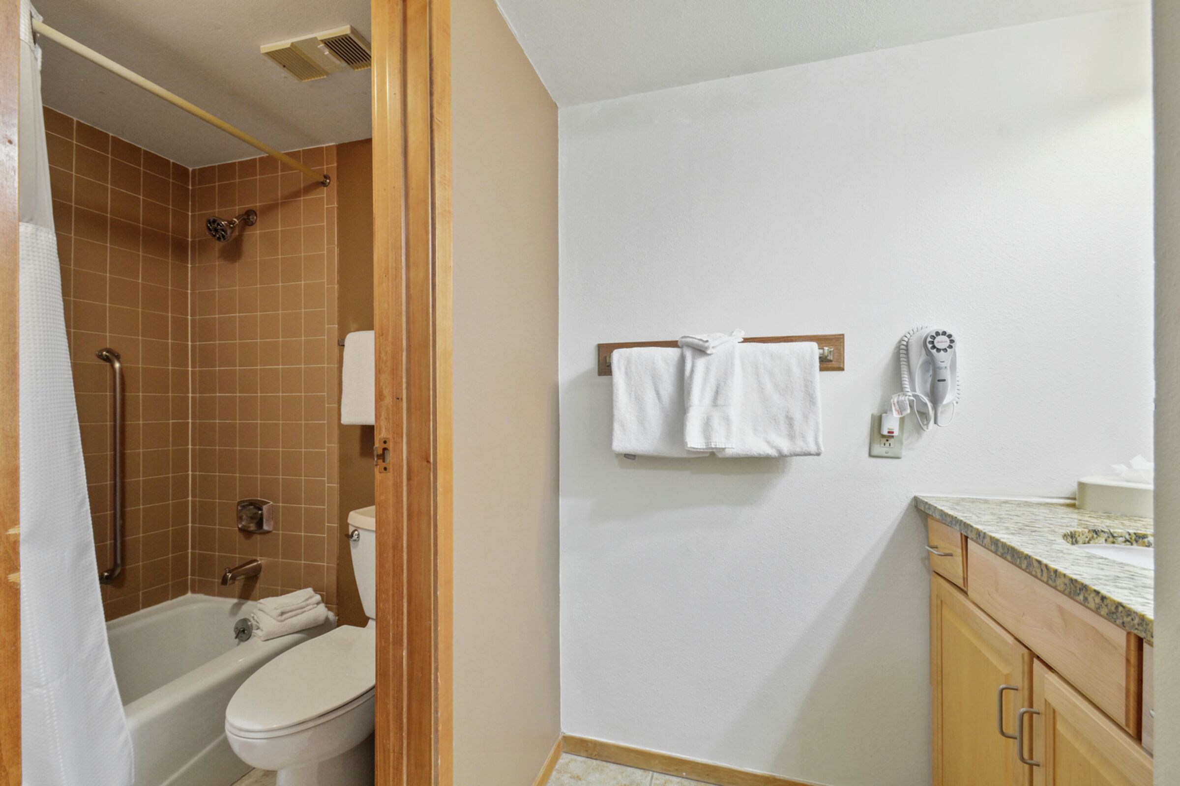 #247/249 - Bathroom